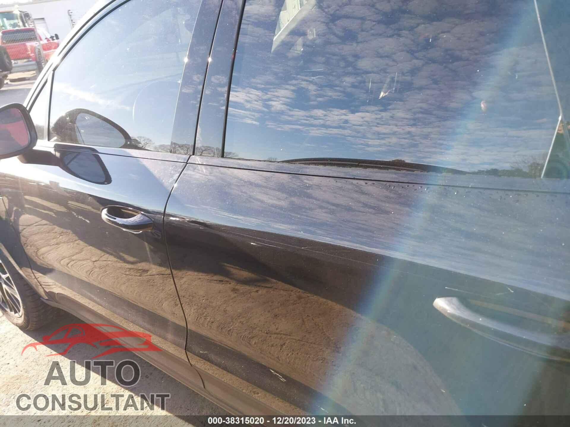 PORSCHE MACAN 2017 - WP1AB2A52HLB13705