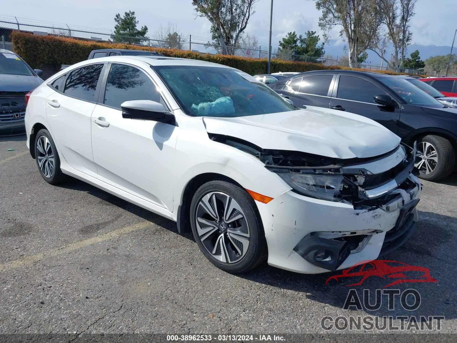 HONDA CIVIC 2018 - 2HGFC1F72JH642651