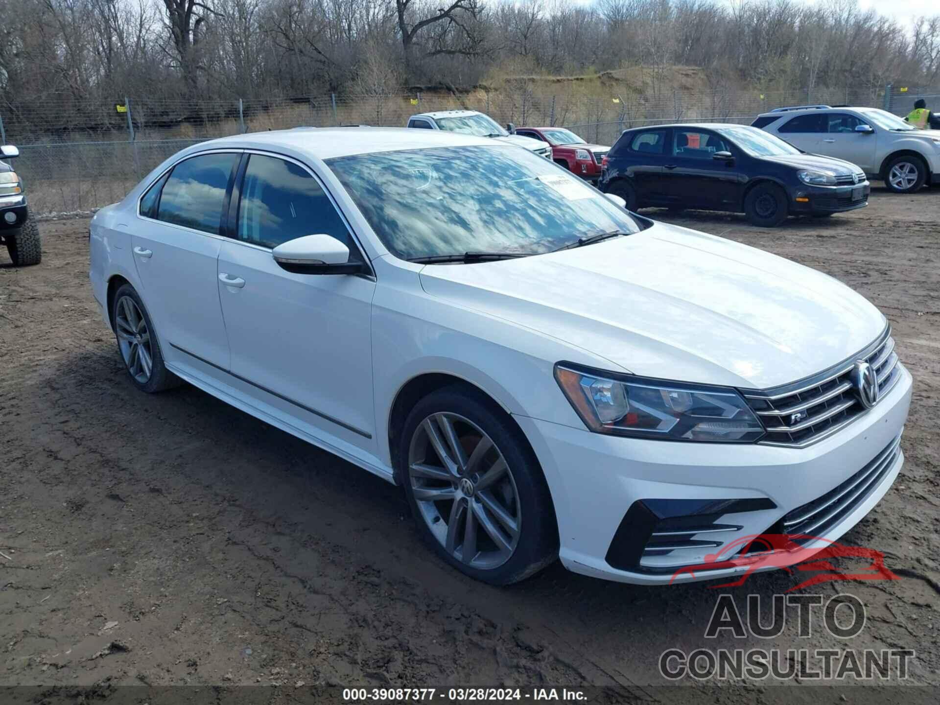 VOLKSWAGEN PASSAT 2016 - 1VWAT7A32GC058338