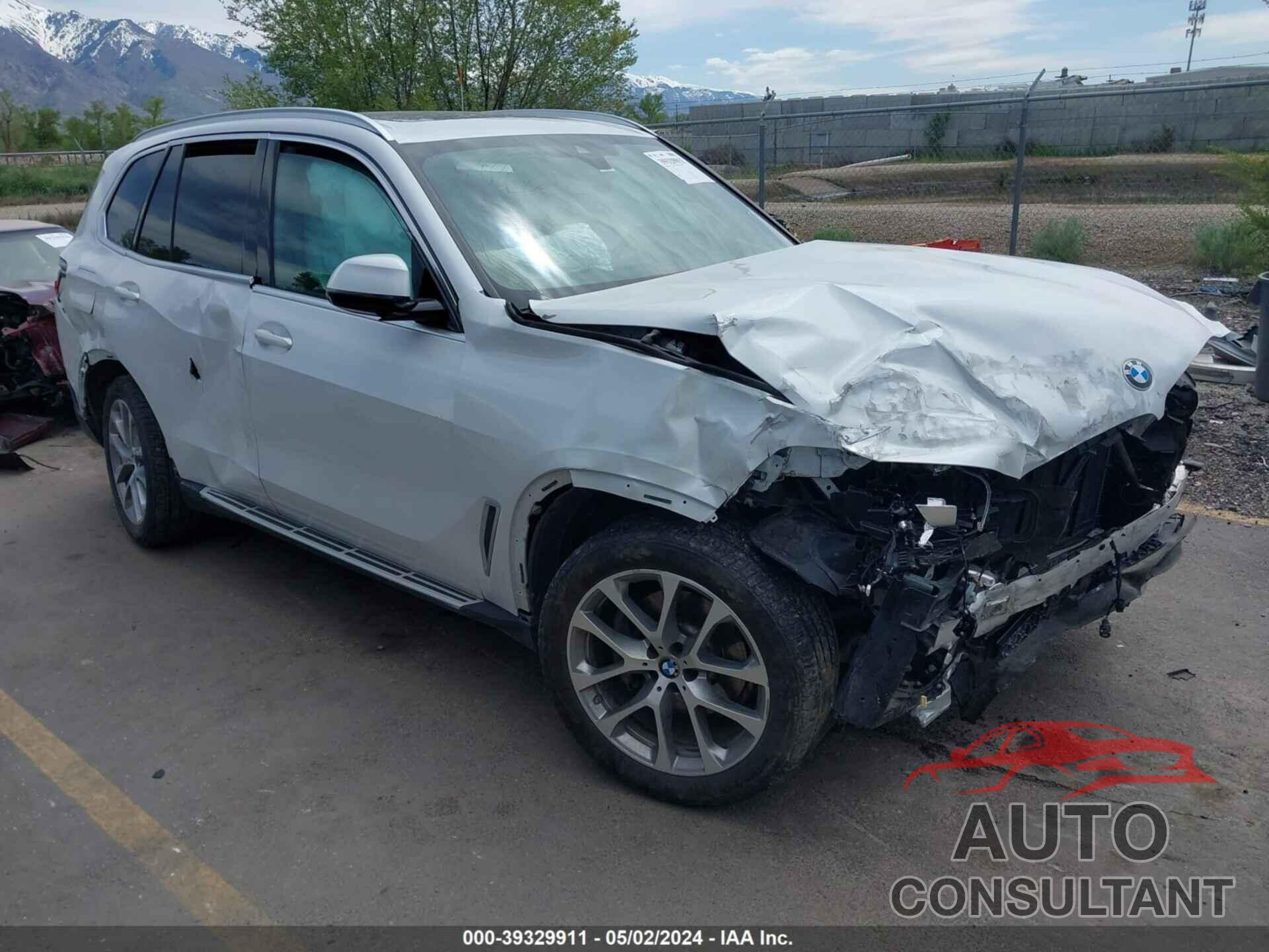 BMW X5 2022 - 5UXCR6C06N9M70648