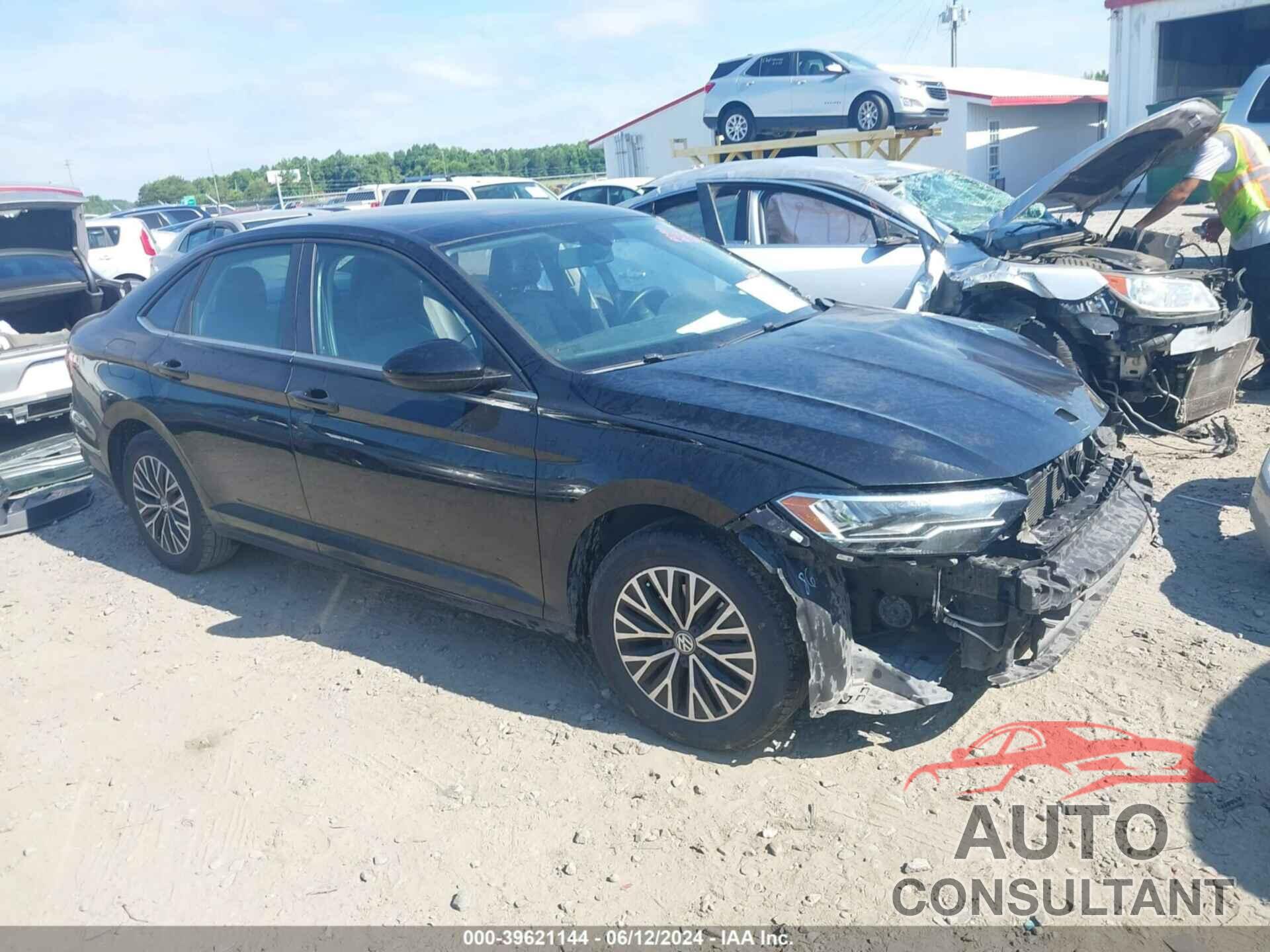 VOLKSWAGEN JETTA 2019 - 3VWC57BU8KM161698