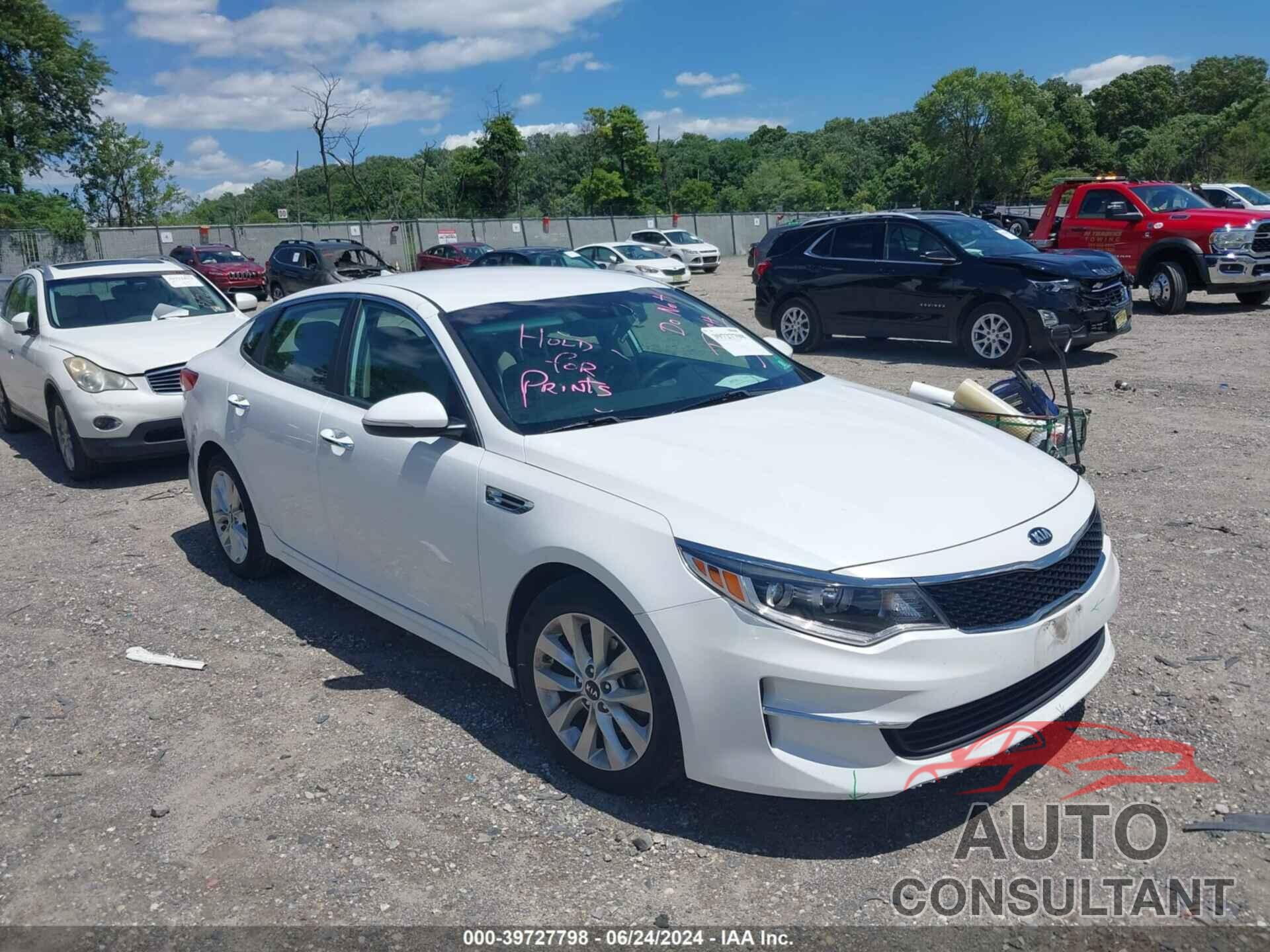 KIA OPTIMA 2018 - 5XXGT4L31JG260121