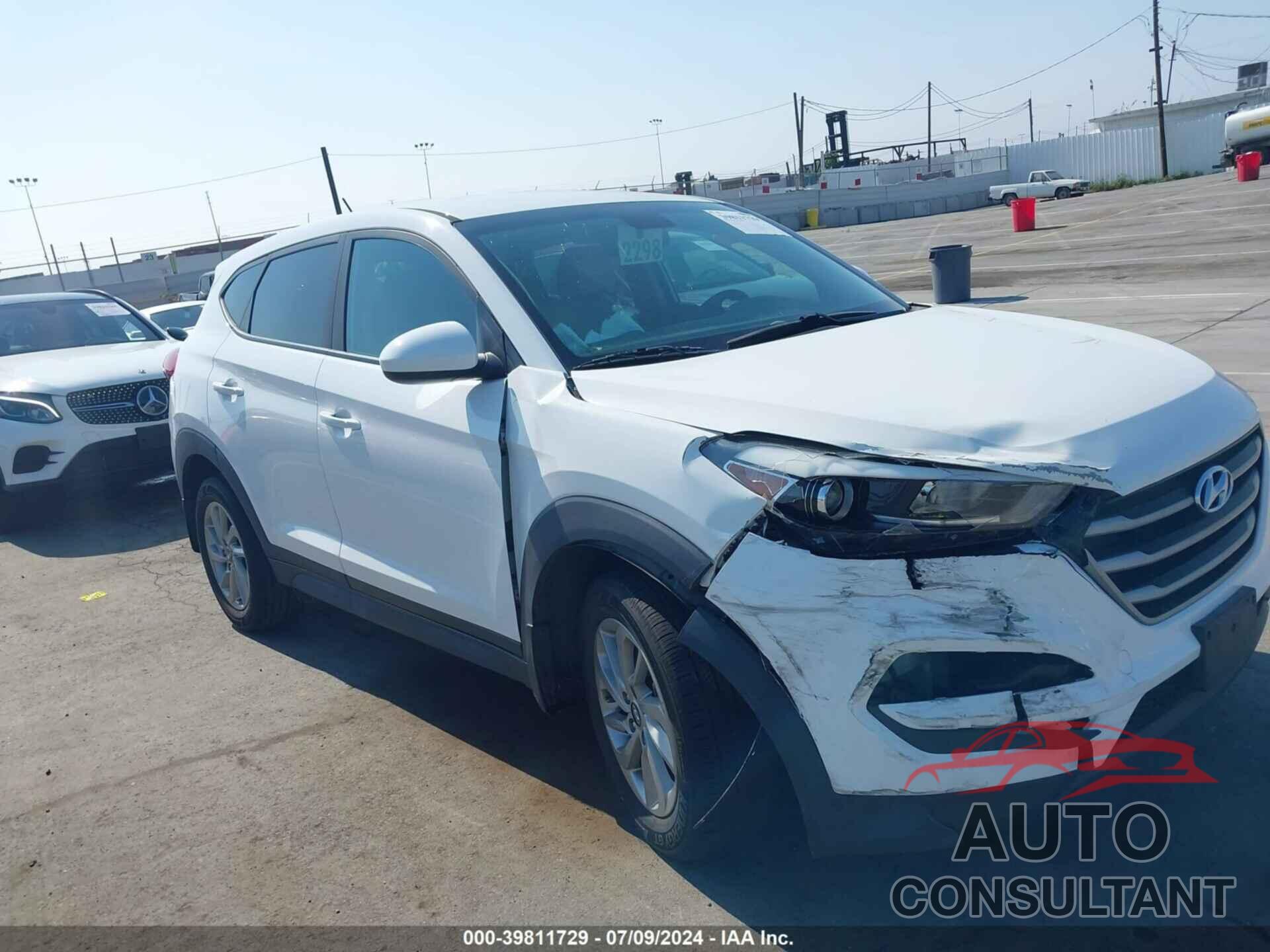 HYUNDAI TUCSON 2018 - KM8J23A44JU817155