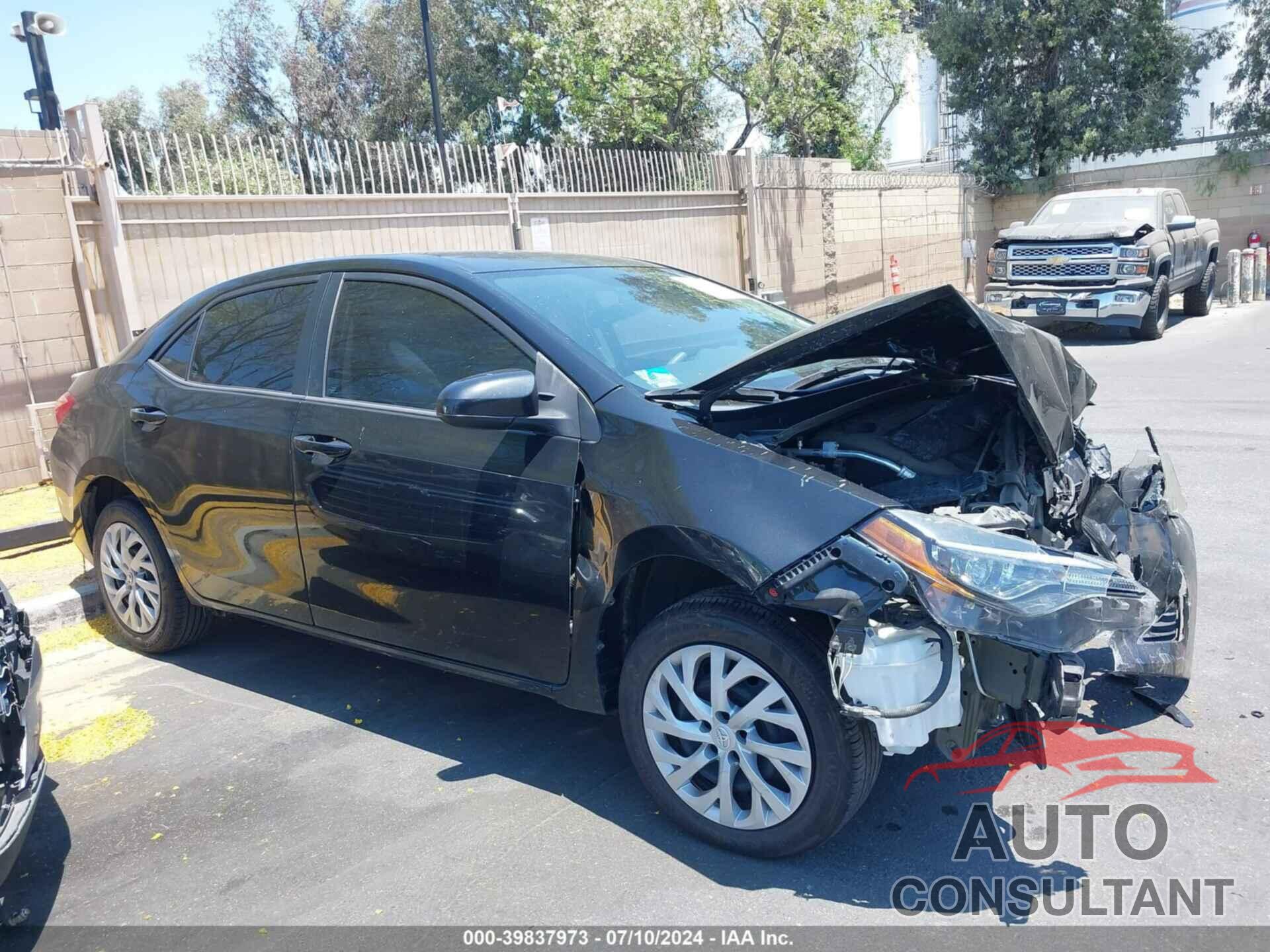 TOYOTA COROLLA 2019 - 5YFBURHE2KP885201