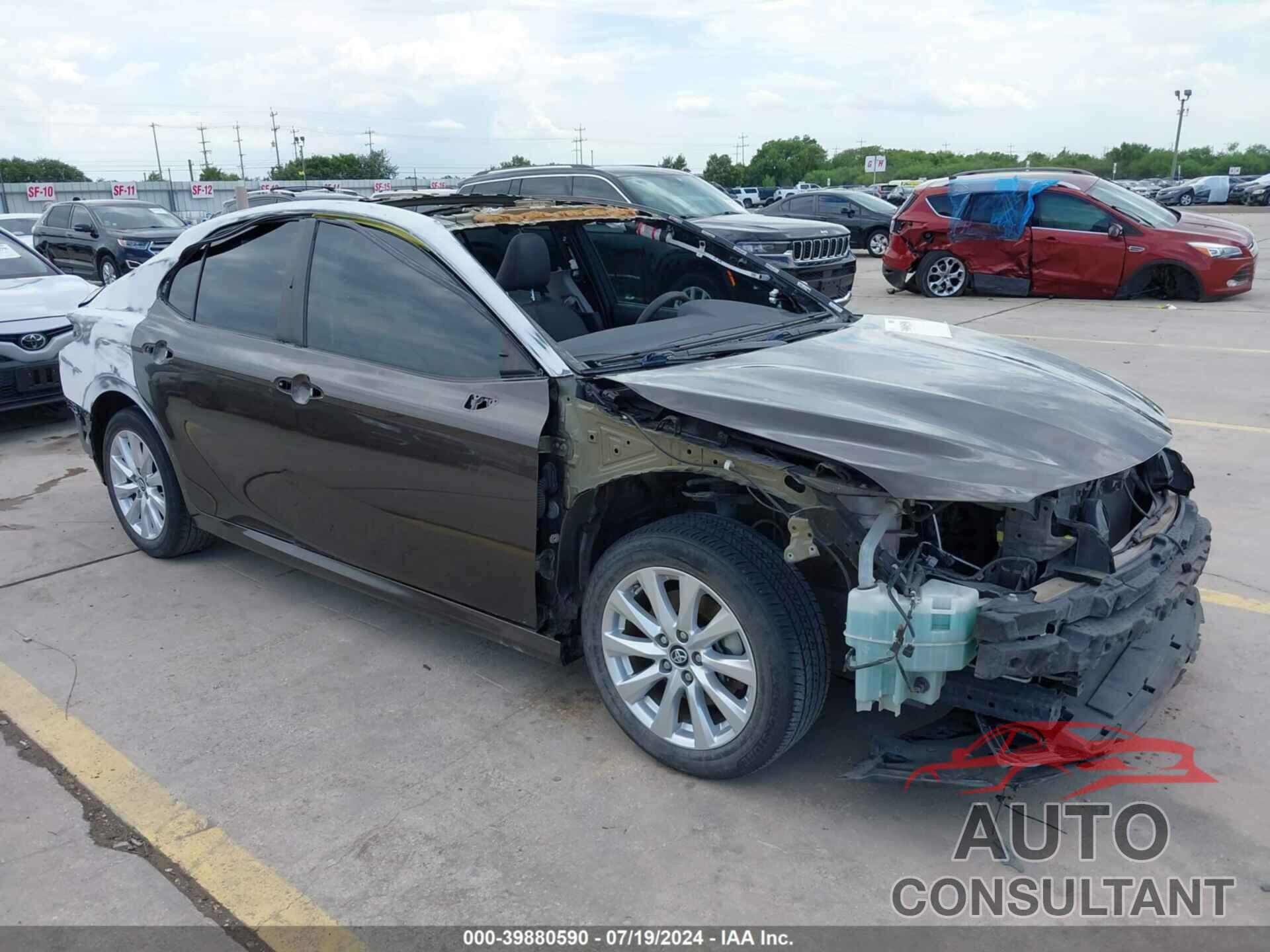 TOYOTA CAMRY 2018 - 4T1B11HK3JU044372