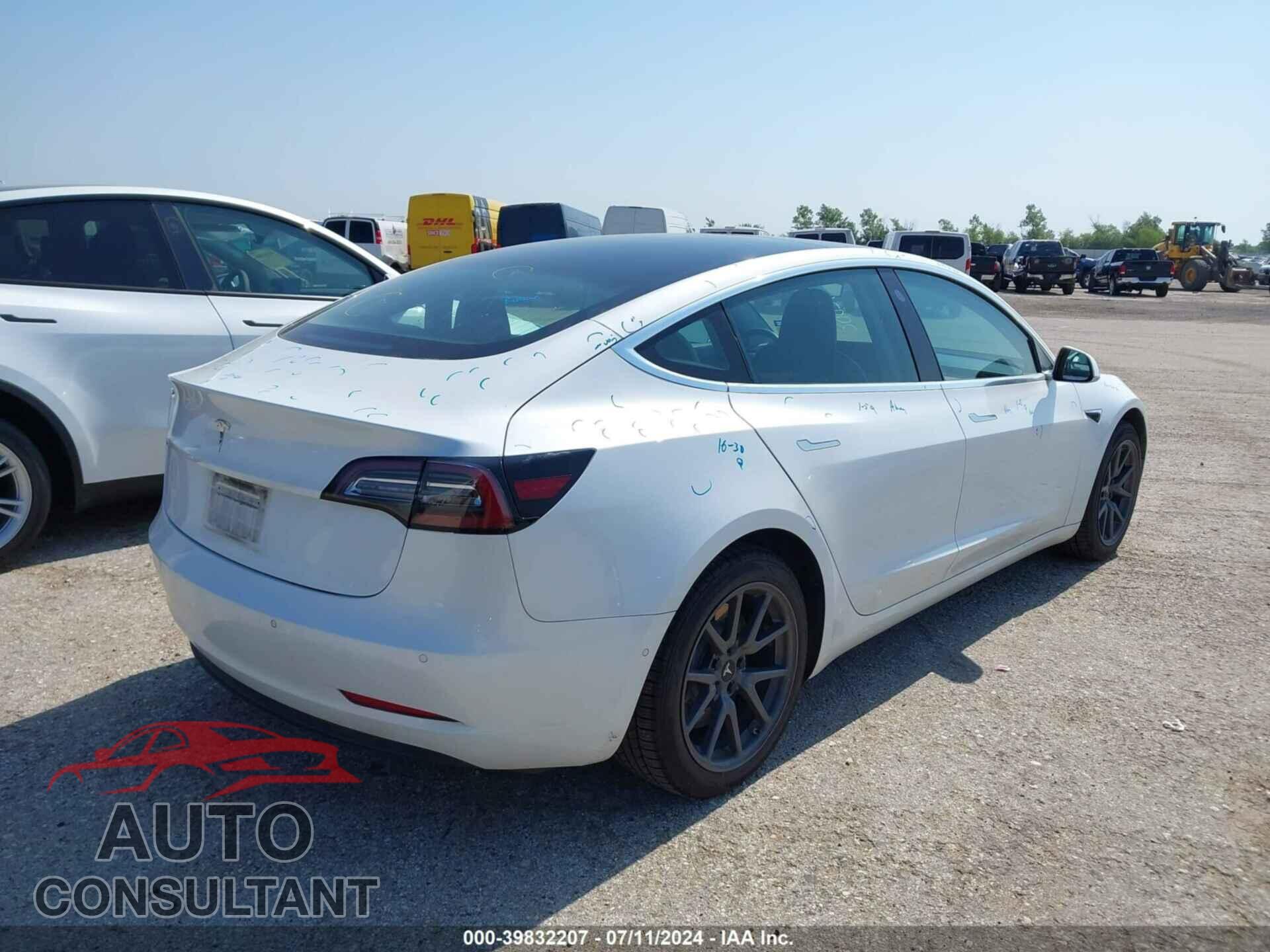 TESLA MODEL 3 2020 - 5YJ3E1EA2LF659838