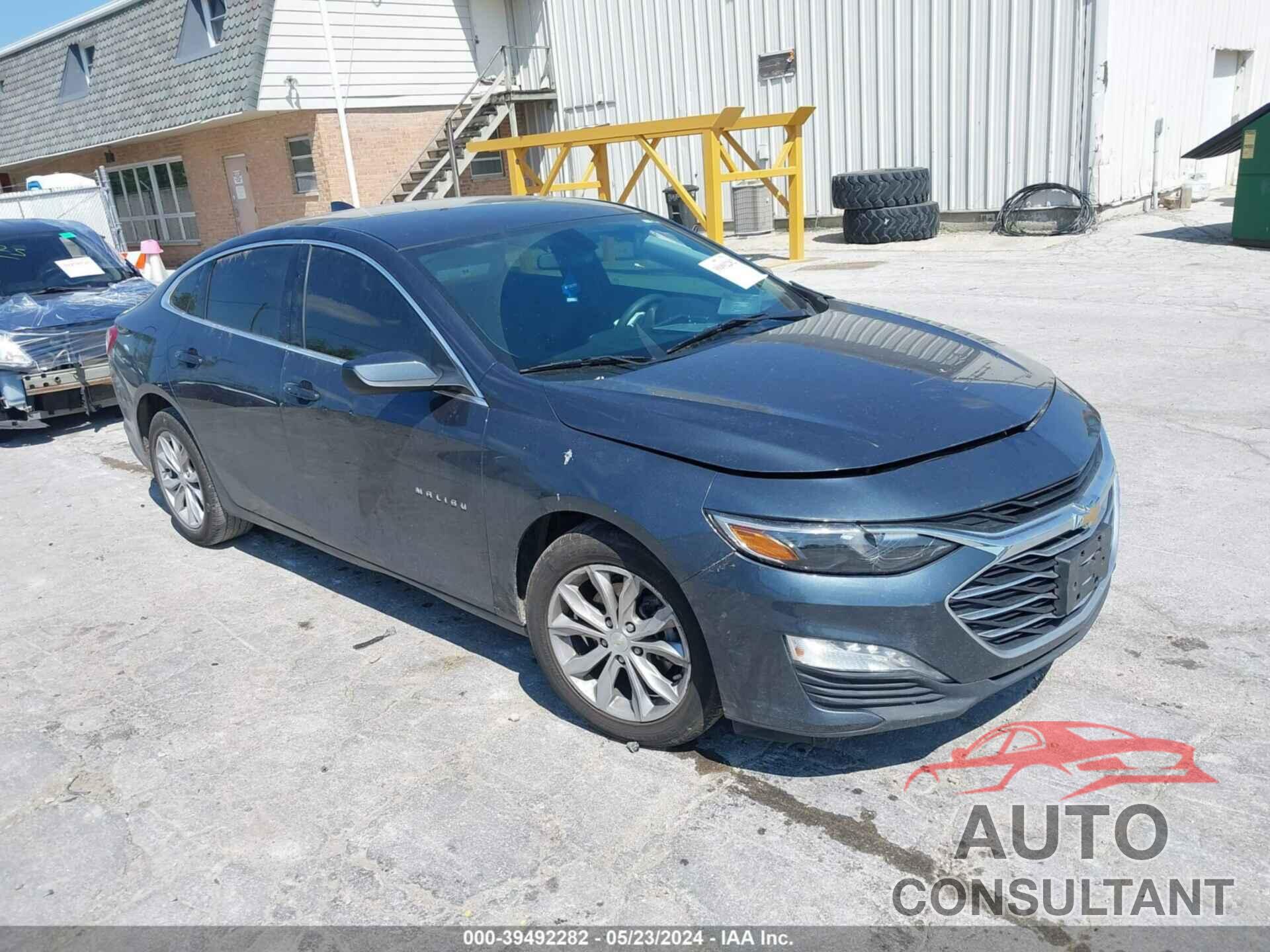 CHEVROLET MALIBU 2019 - 1G1ZD5ST4KF160035