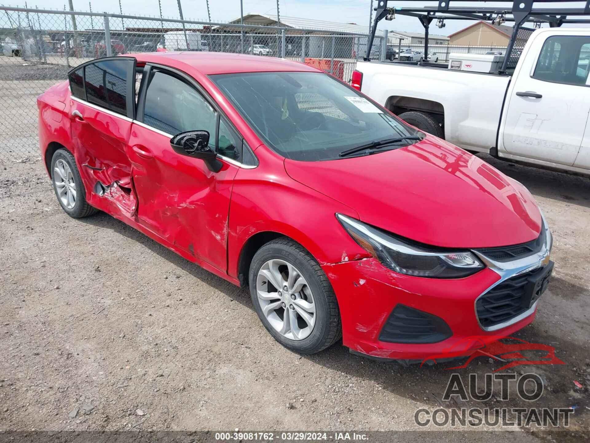 CHEVROLET CRUZE 2019 - 1G1BE5SM0K7110802