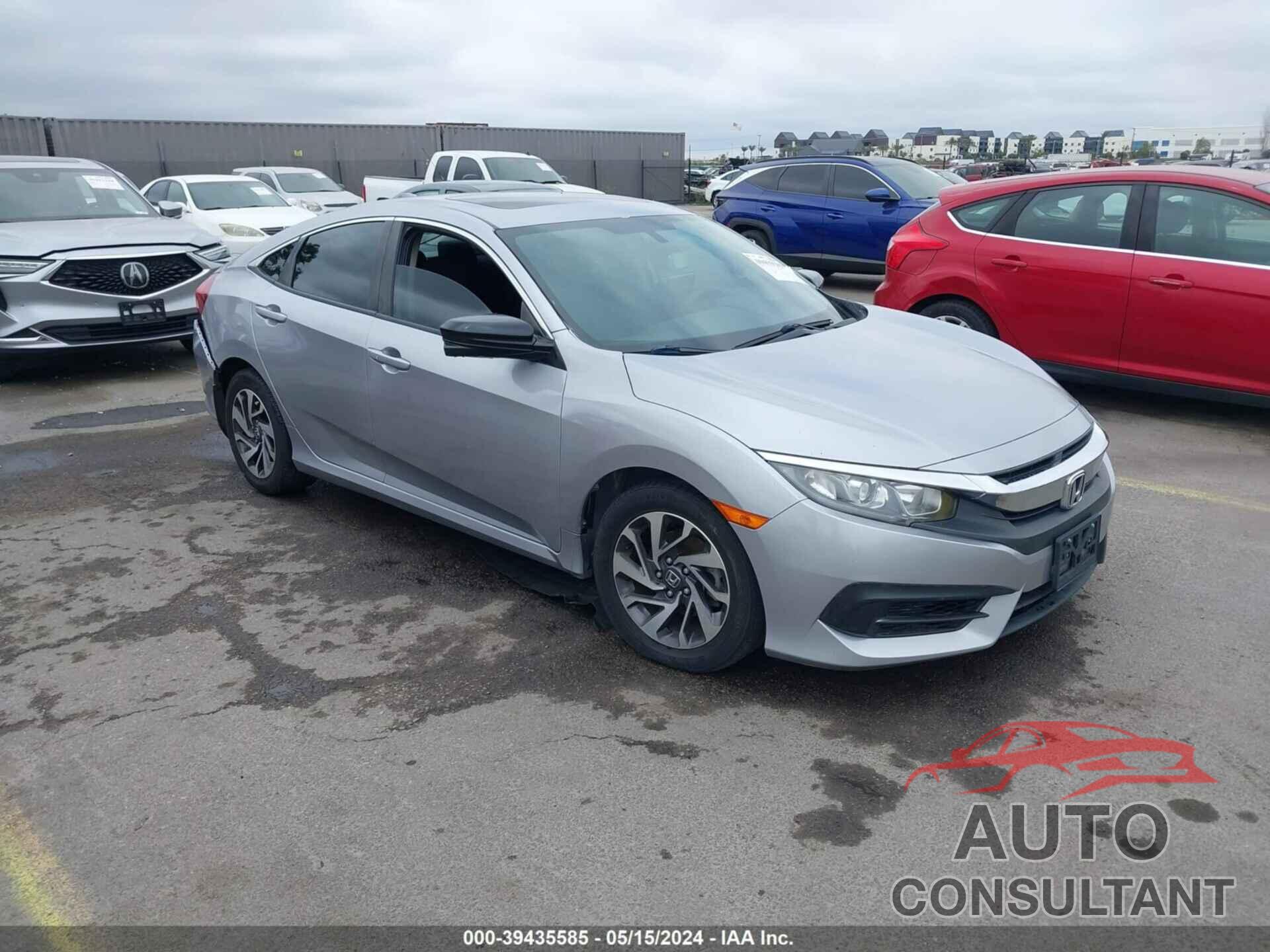 HONDA CIVIC 2018 - 2HGFC2F79JH581269