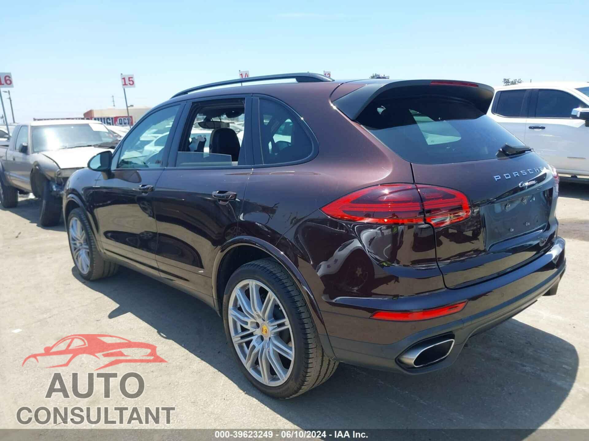 PORSCHE CAYENNE 2018 - WP1AA2A25JKA07060
