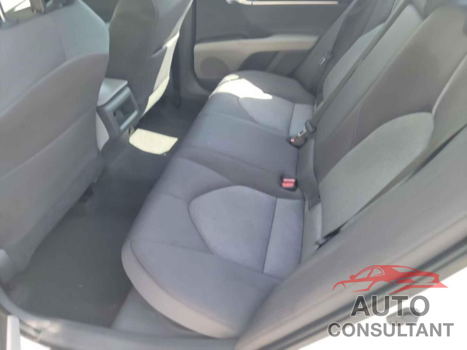 TOYOTA CAMRY 2021 - 4T1C31AK7MU551739