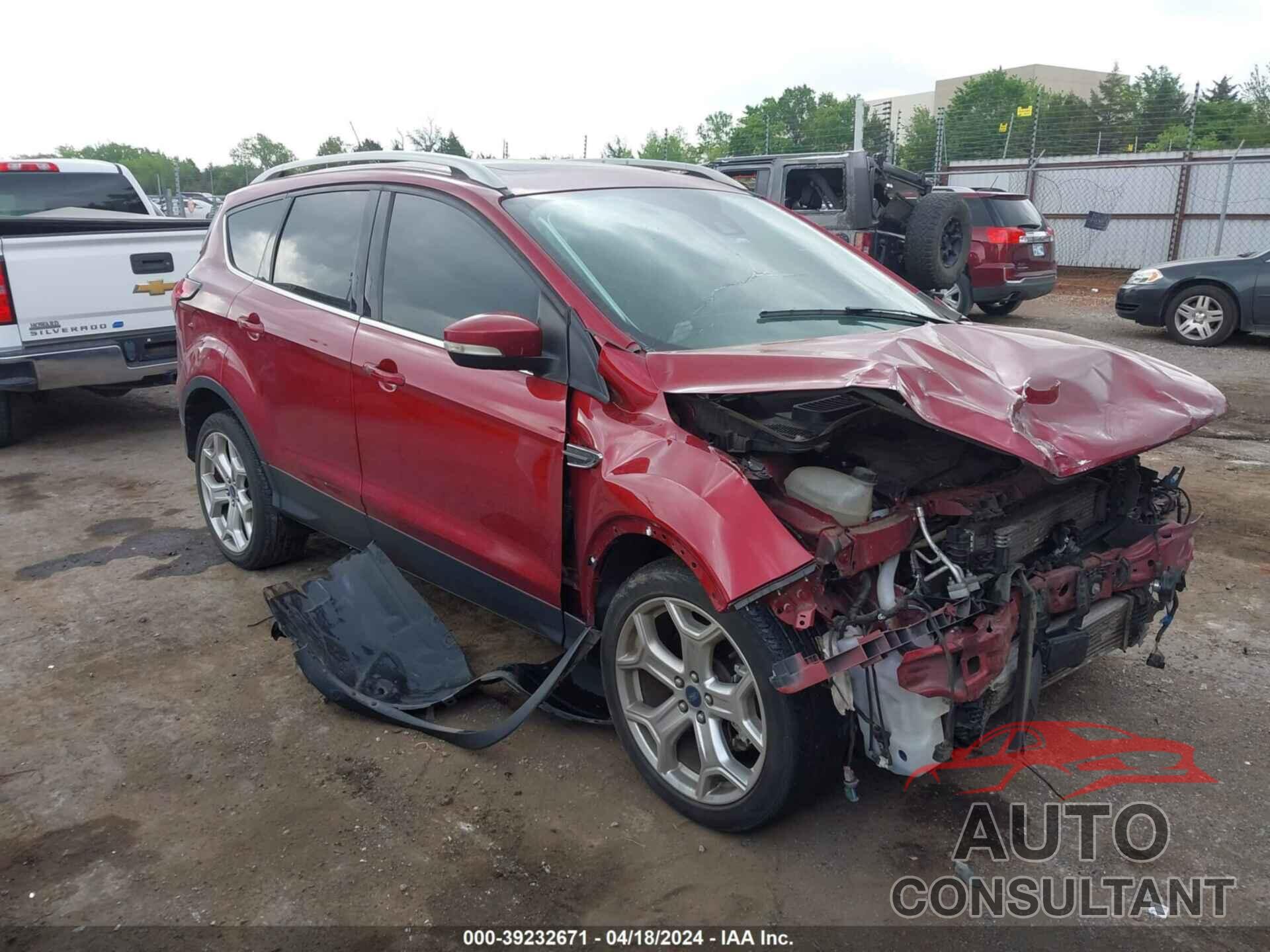 FORD ESCAPE 2019 - 1FMCU0J97KUB26605