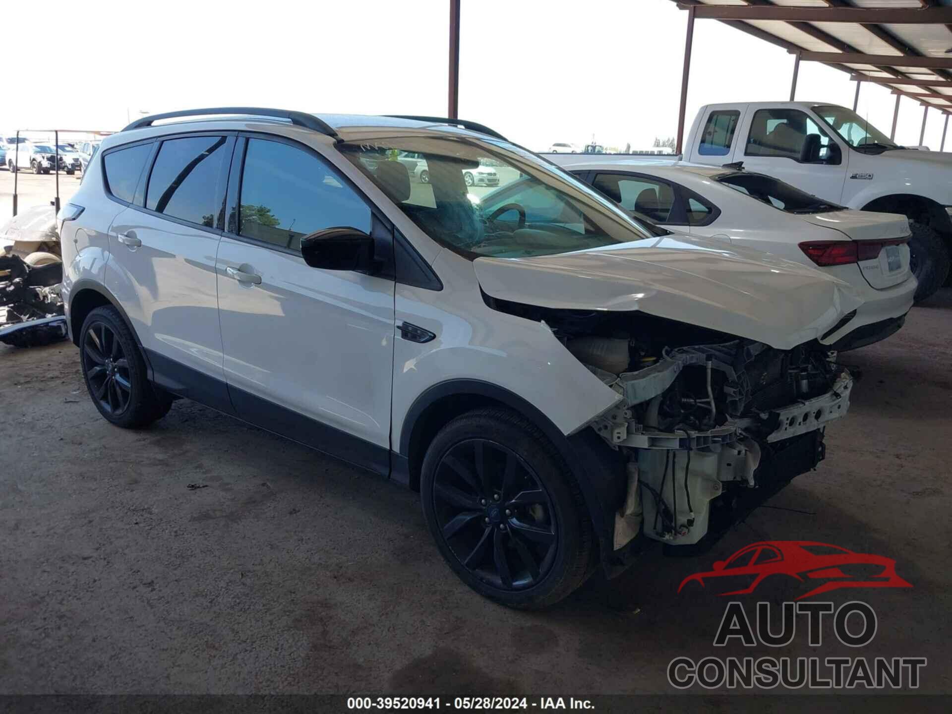 FORD ESCAPE 2018 - 1FMCU0GD6JUA24870