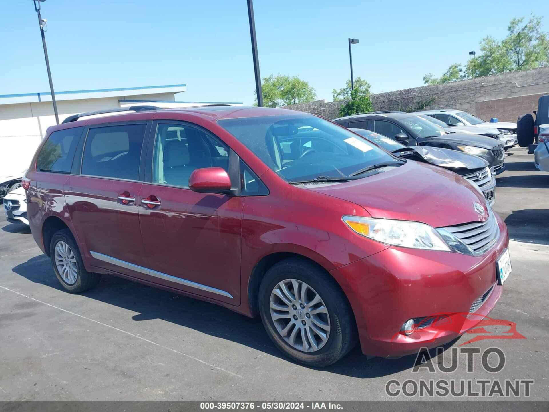 TOYOTA SIENNA 2017 - 5TDYZ3DC2HS853507