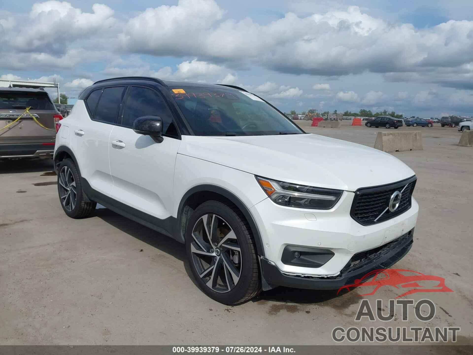 VOLVO XC40 2019 - YV4162UM1K2096530