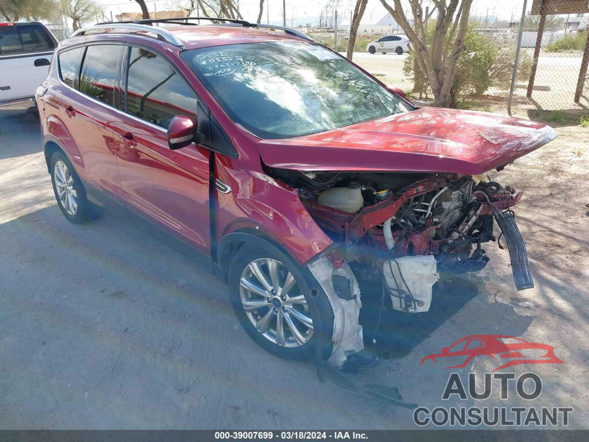 FORD ESCAPE 2017 - 1FMCU0JD6HUB02843