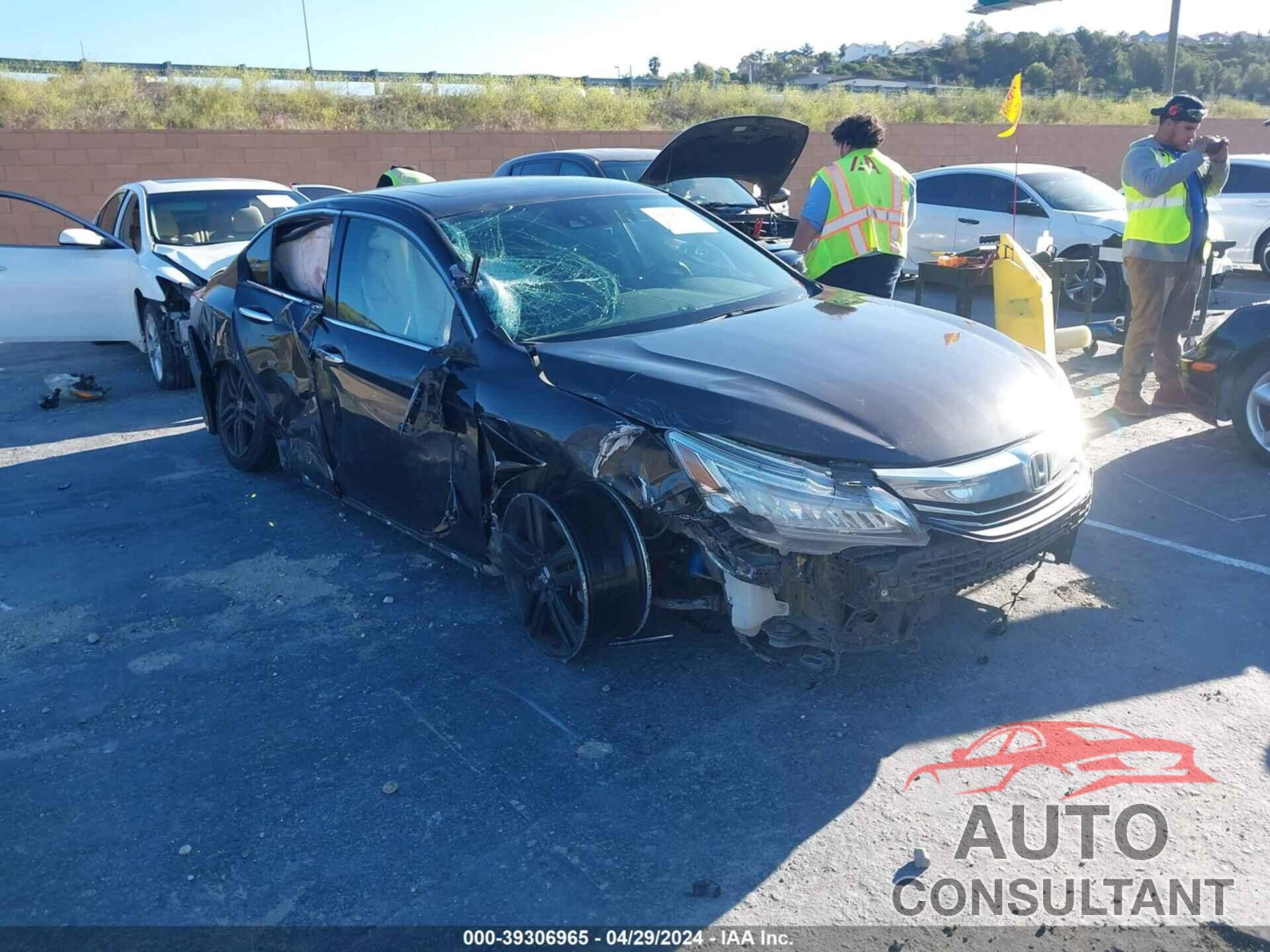 HONDA ACCORD 2017 - 1HGCR3F91HA014507