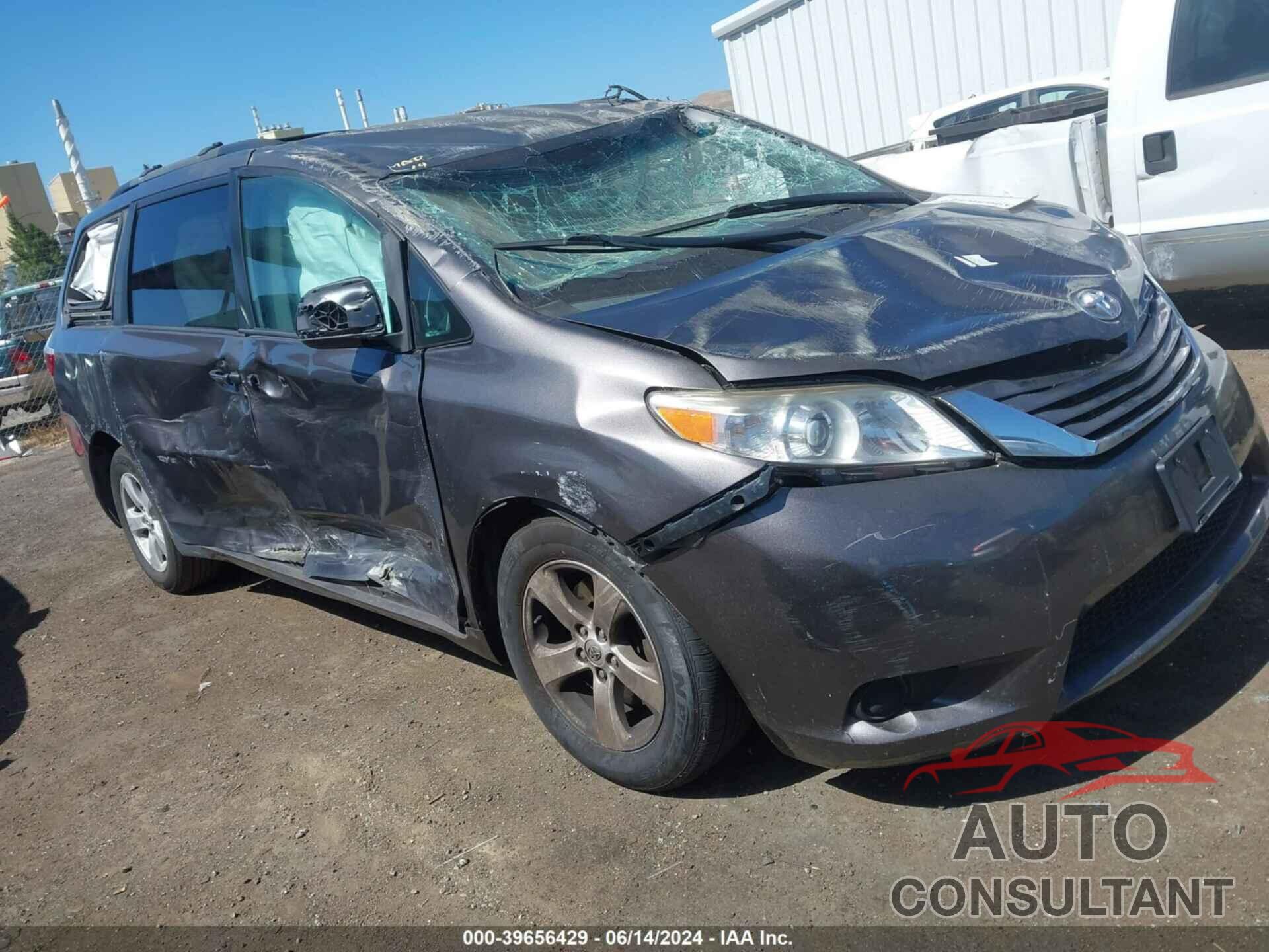 TOYOTA SIENNA 2016 - 5TDKK3DC7GS715762