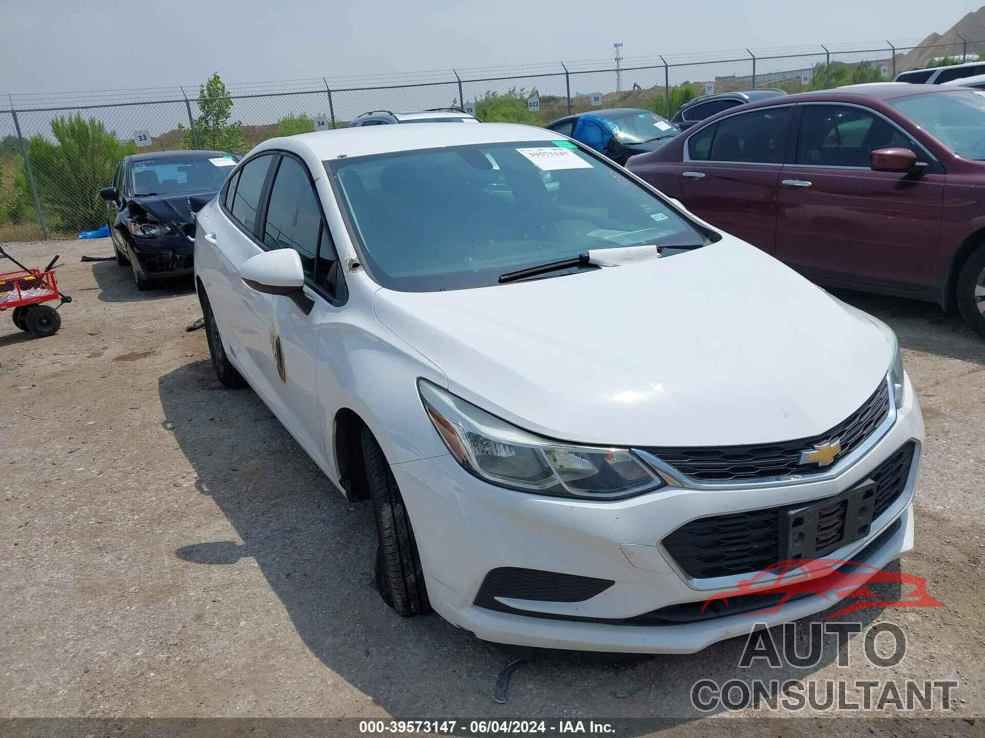 CHEVROLET CRUZE 2018 - 1G1BC5SM9J7158917