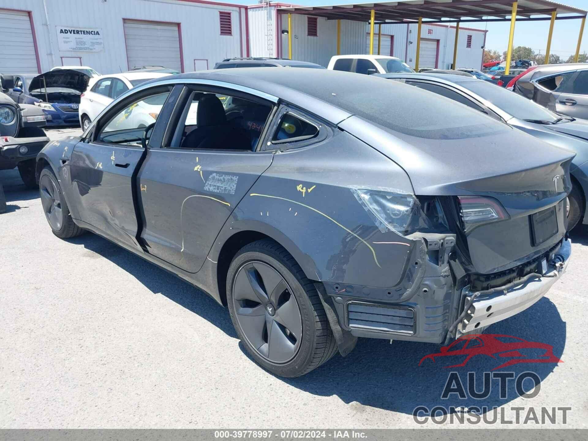 TESLA MODEL 3 2020 - 5YJ3E1EA0LF643900