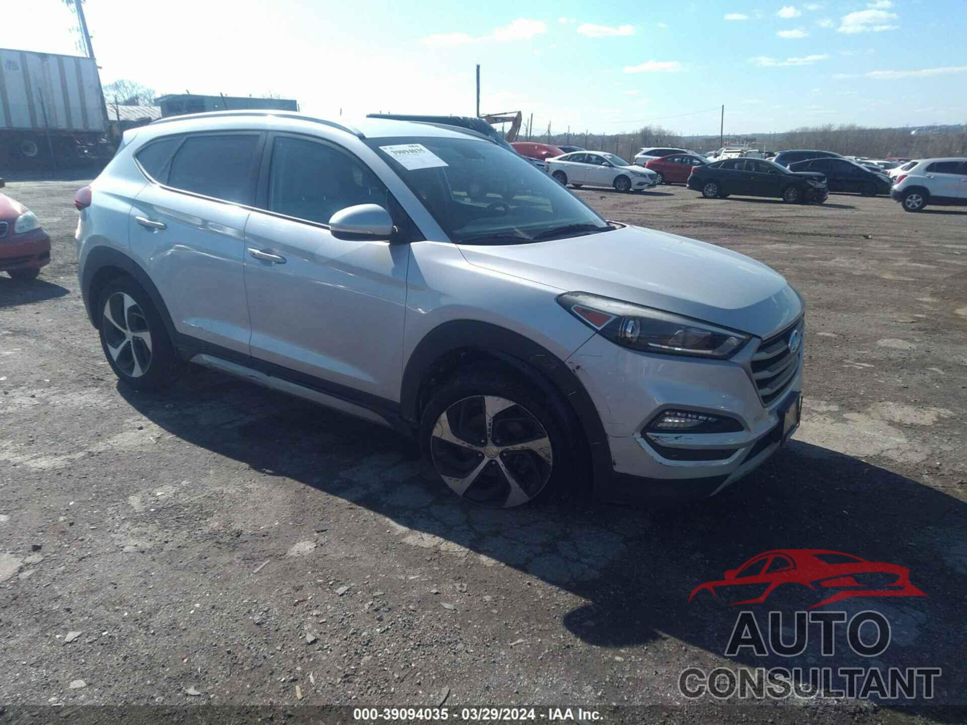 HYUNDAI TUCSON 2017 - KM8J3CA28HU302133