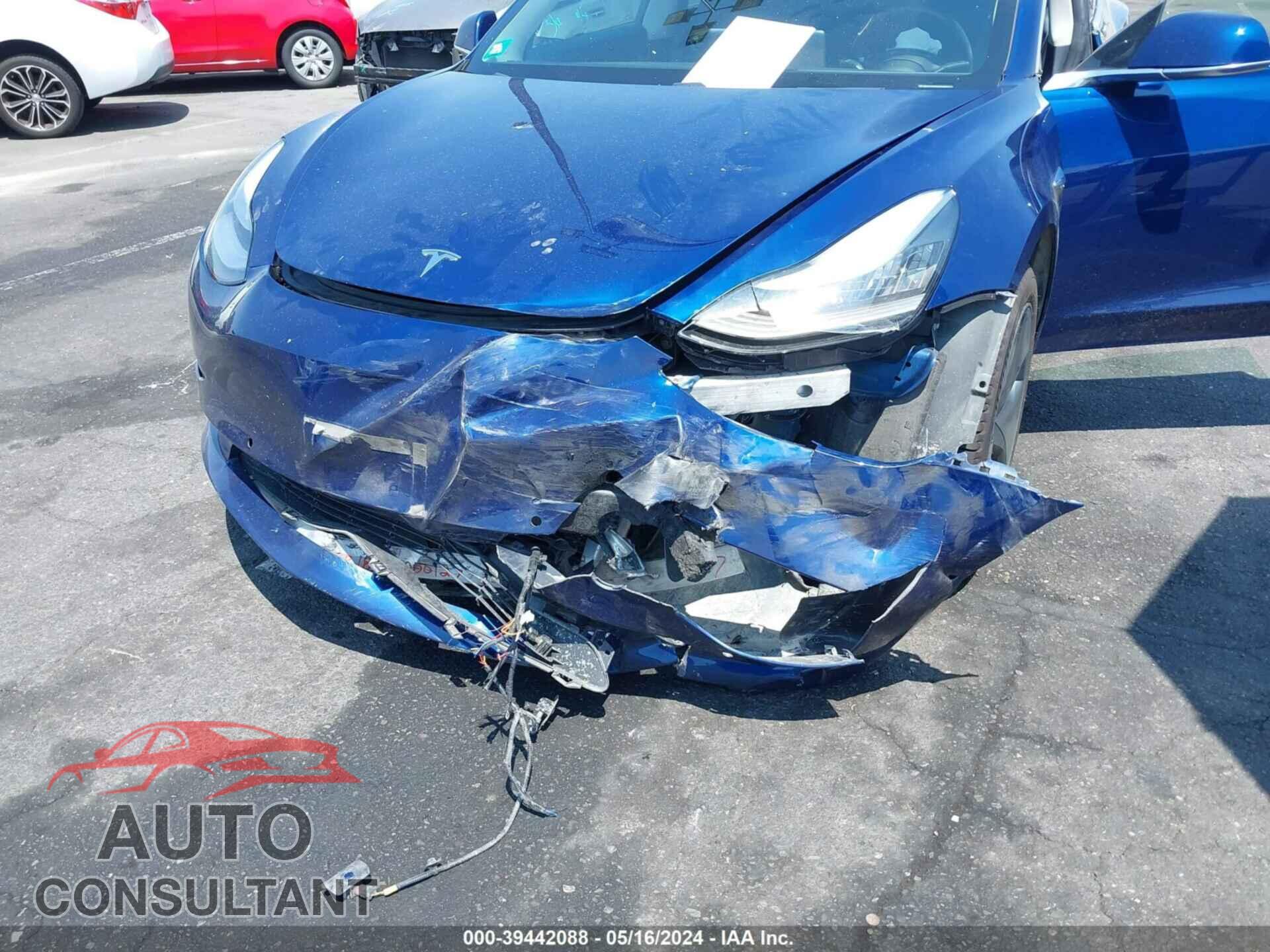 TESLA MODEL 3 2018 - 5YJ3E1EA2JF005547