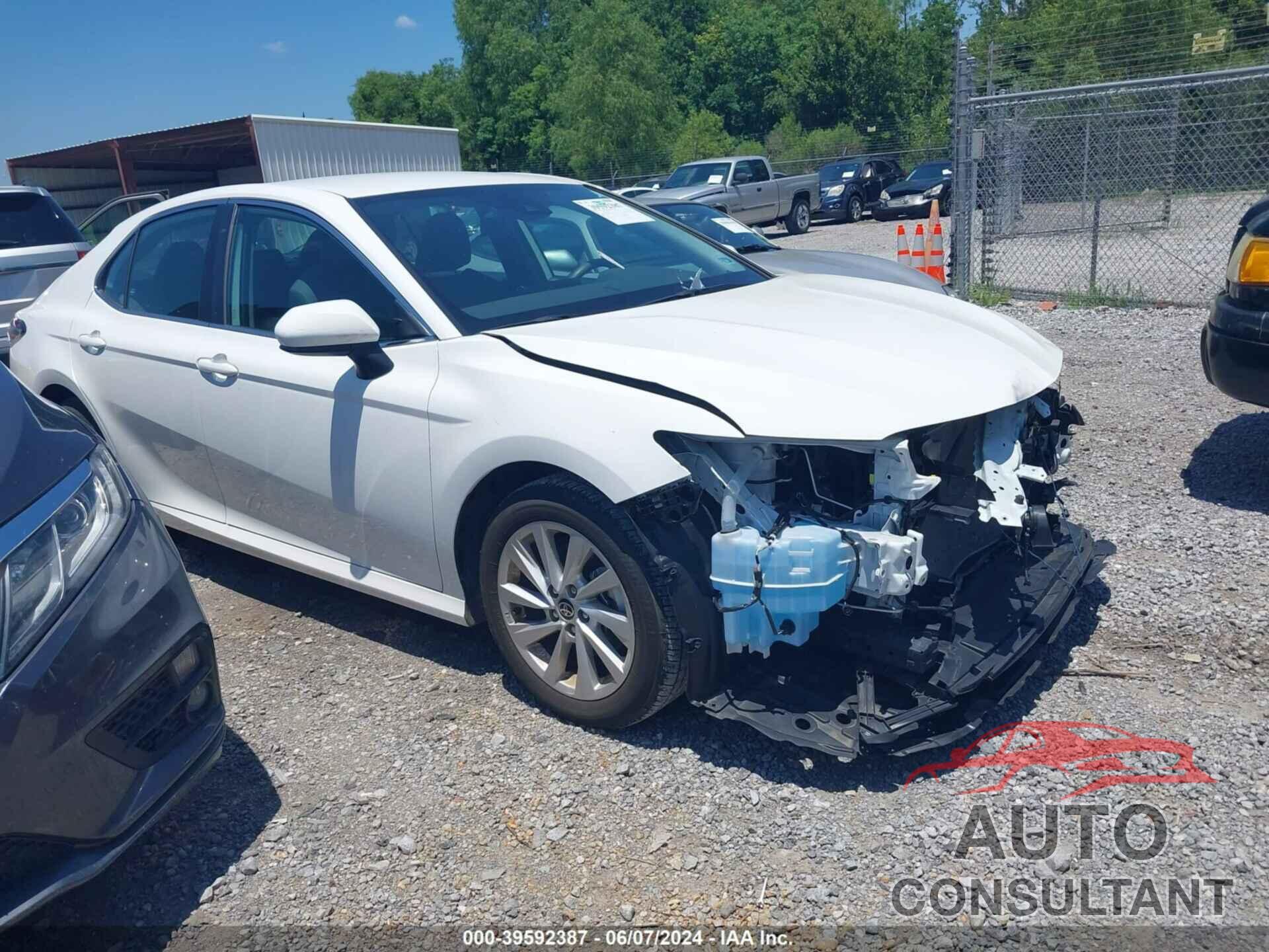 TOYOTA CAMRY 2023 - 4T1C11AK7PU103740