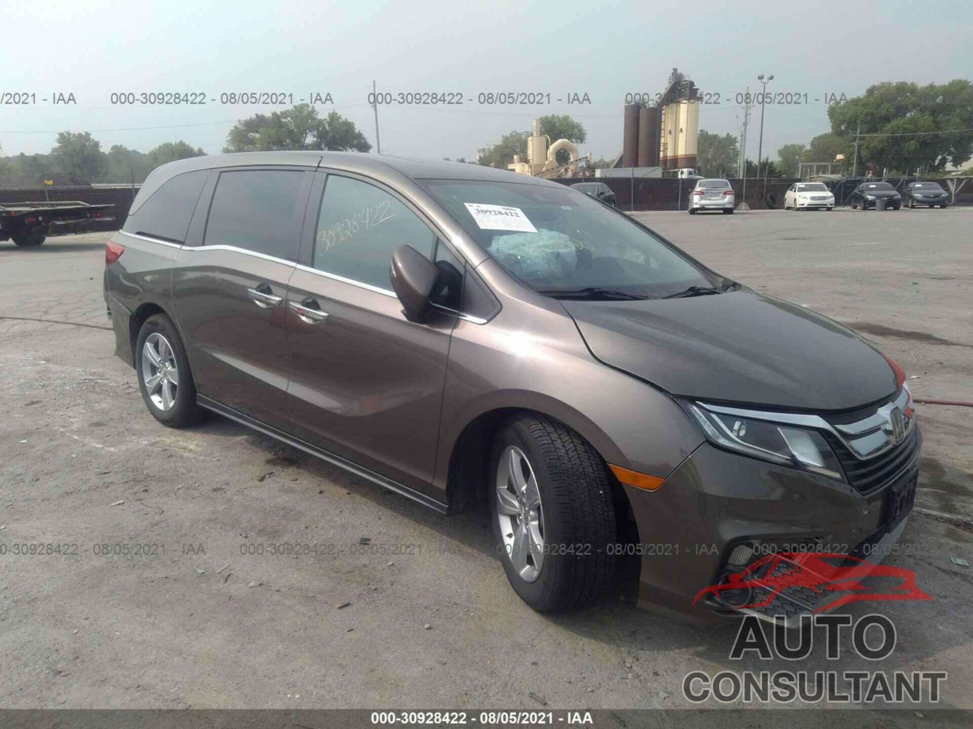 HONDA ODYSSEY 2018 - 5FNRL6H70JB089316