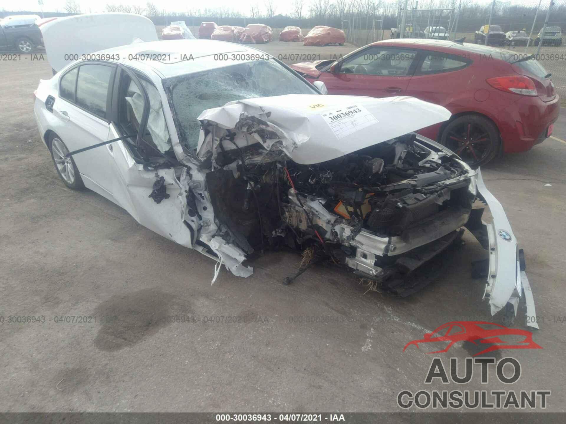 BMW 3 SERIES 2017 - WBA8E5G50HNU41481