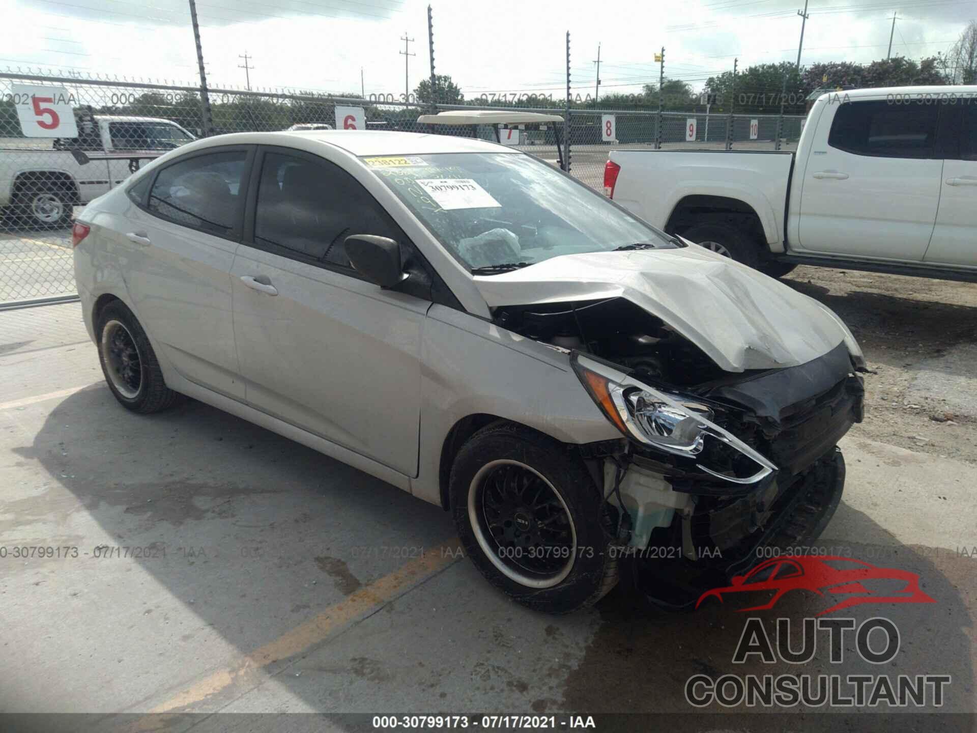 HYUNDAI ACCENT 2016 - KMHCT4AE3GU989447