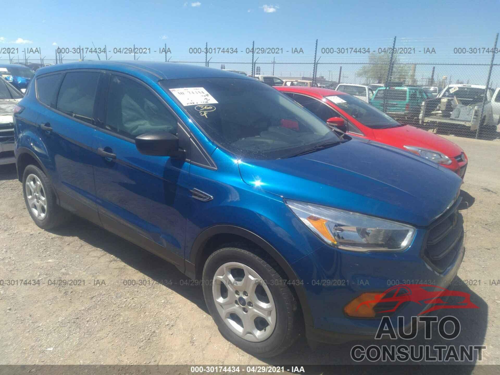 FORD ESCAPE 2017 - 1FMCU0F72HUE37231