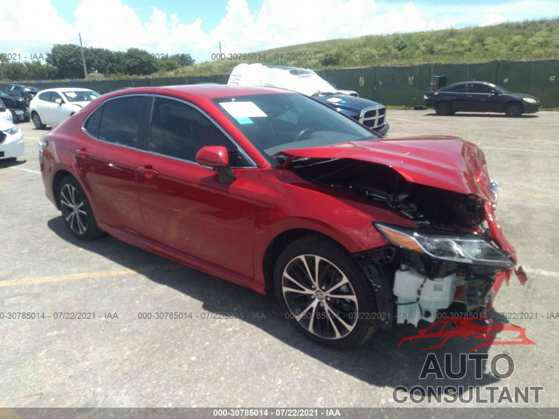 TOYOTA CAMRY 2020 - 4T1M11AK8LU401812