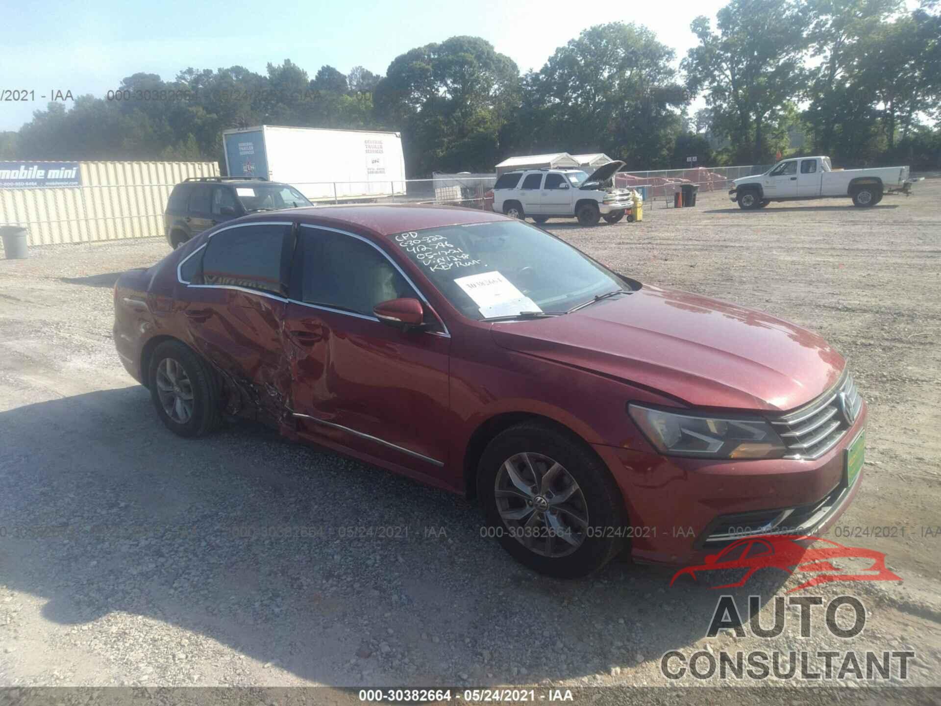 VOLKSWAGEN PASSAT 2016 - 1VWAT7A38GC011248