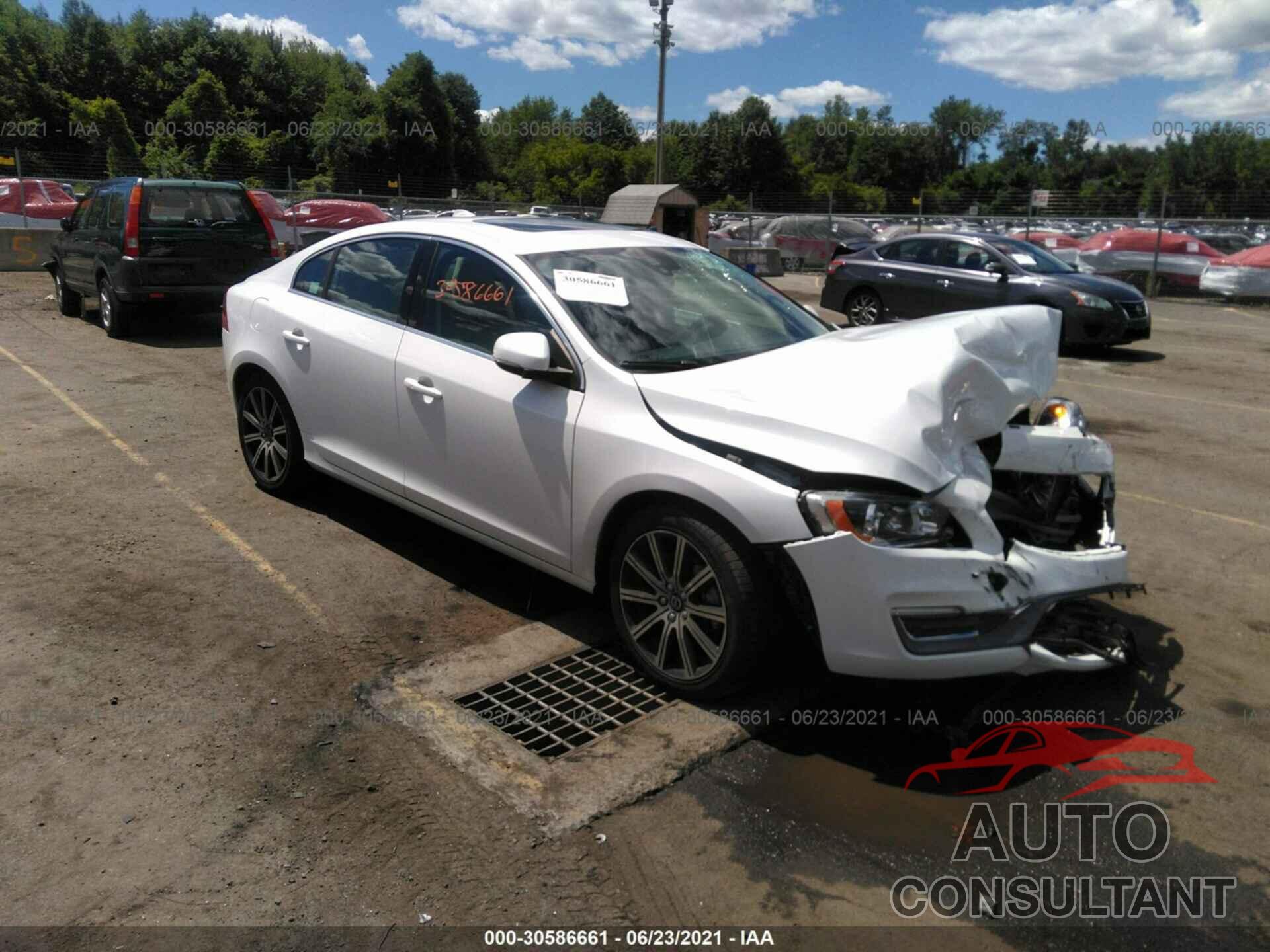 VOLVO S60 2018 - LYV402TK8JB166071