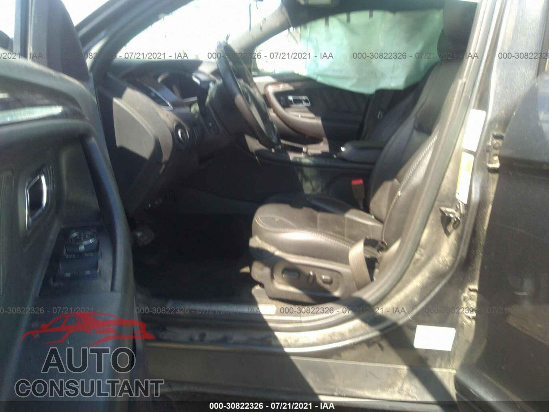 FORD TAURUS 2017 - 1FAHP2F84HG104328