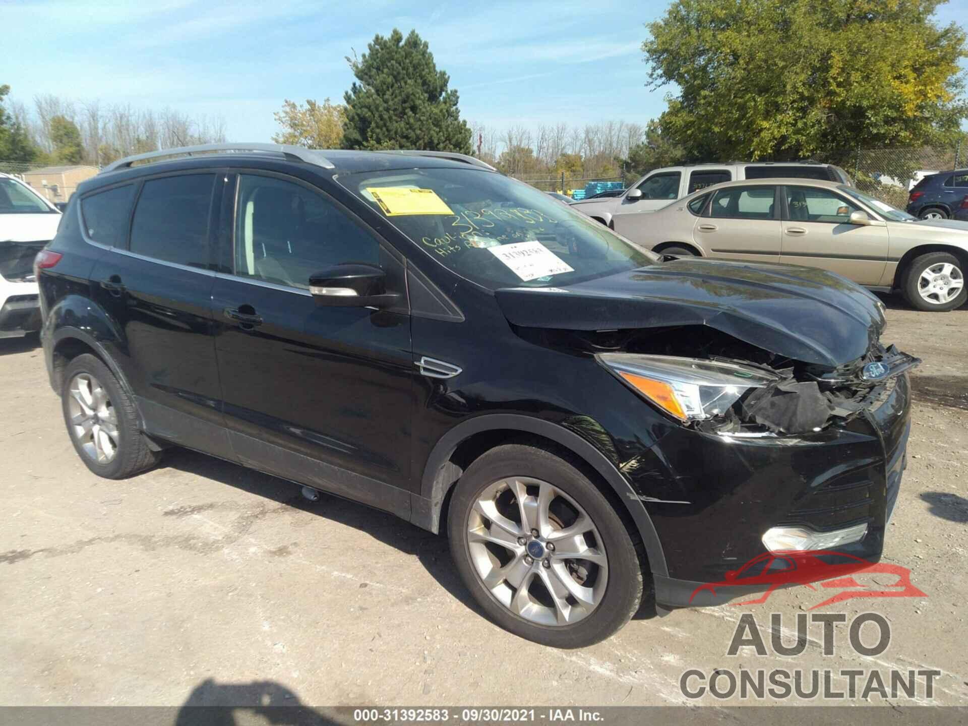 FORD ESCAPE 2016 - 1FMCU9J96GUB32598
