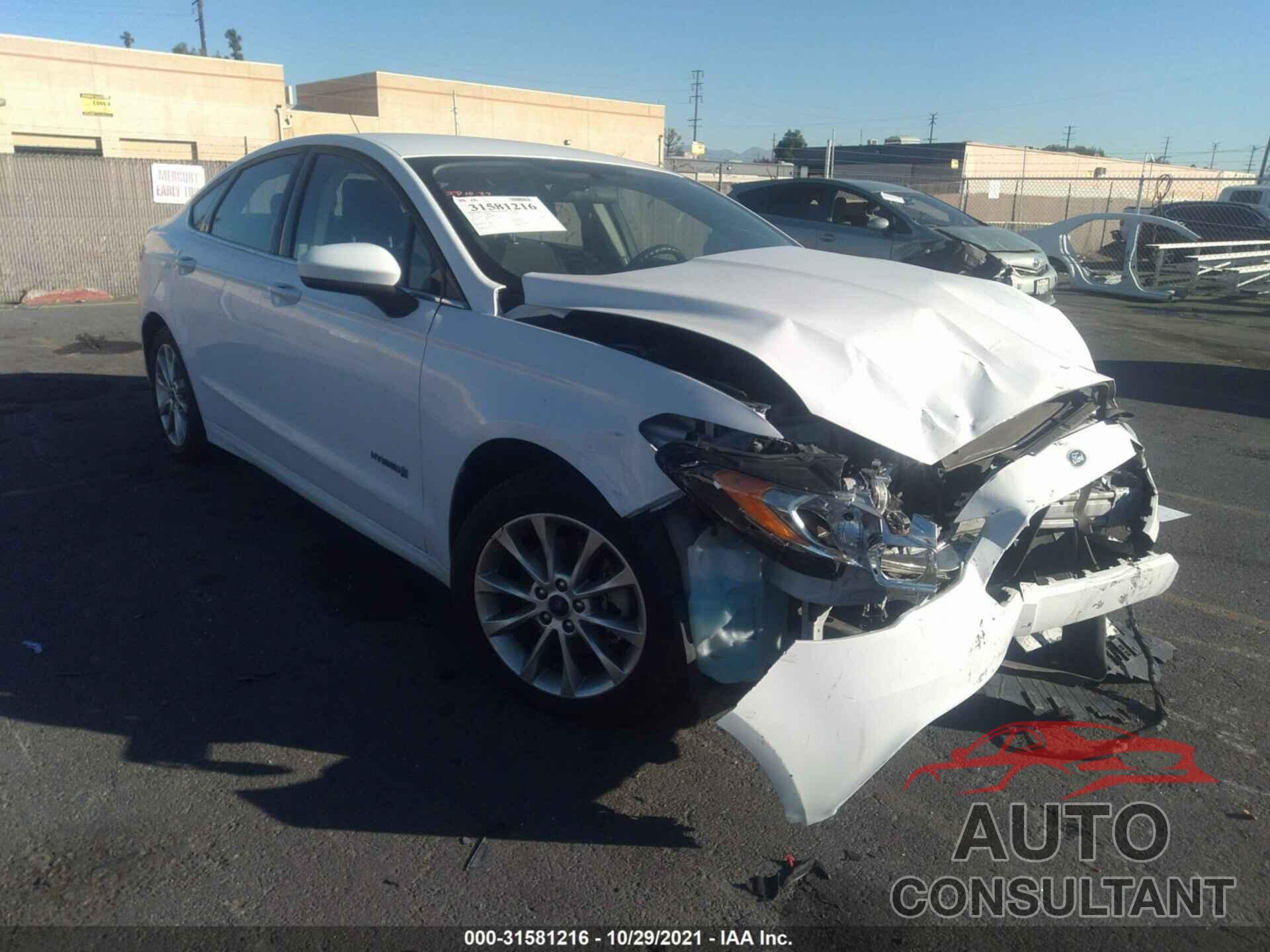 FORD FUSION 2017 - 3FA6P0LU5HR129891