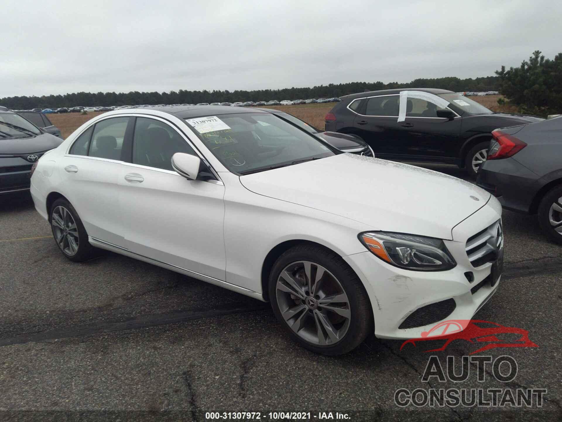 MERCEDES-BENZ C-CLASS 2018 - 55SWF4KB8JU246827