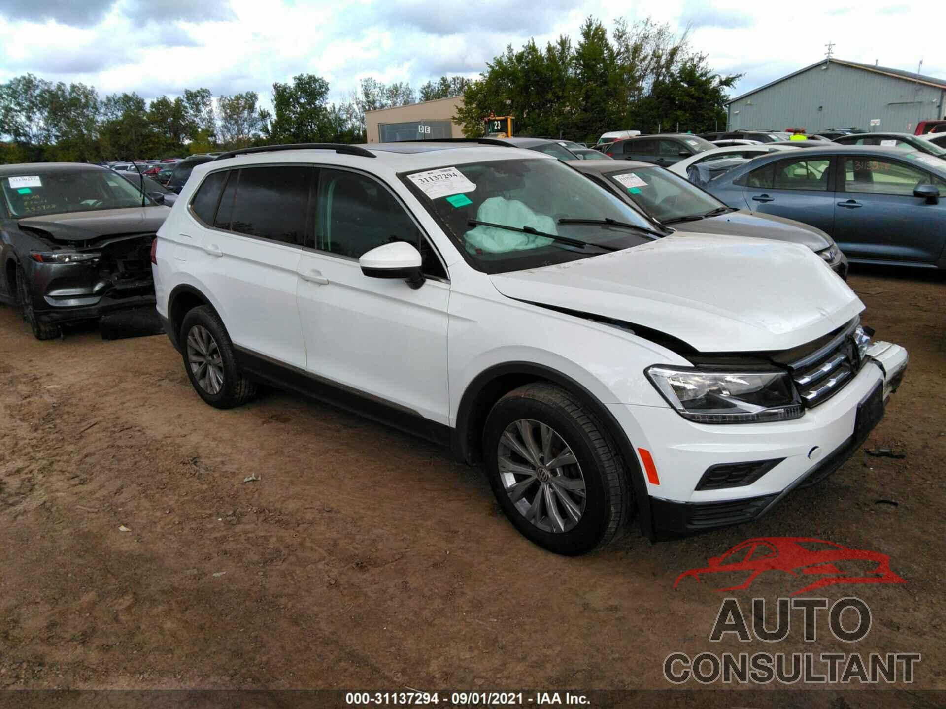 VOLKSWAGEN TIGUAN 2018 - 3VV2B7AX1JM050039