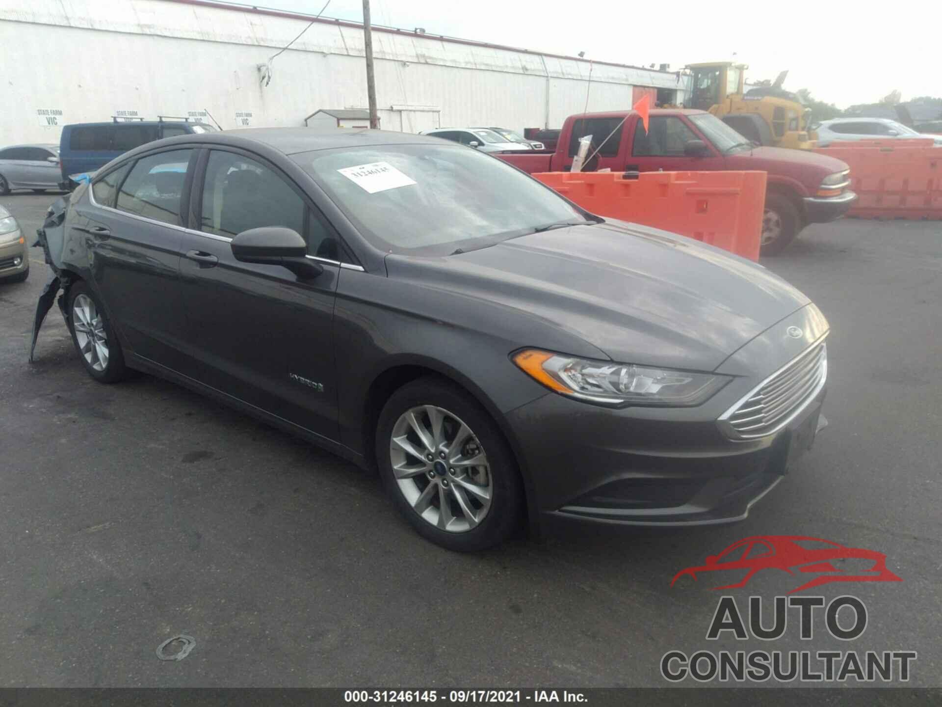 FORD FUSION 2017 - 3FA6P0LU3HR195727
