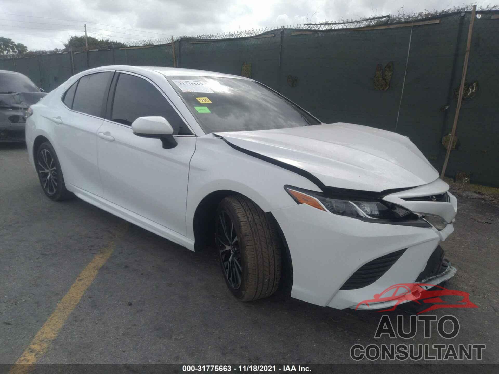 TOYOTA CAMRY 2020 - 4T1G11AK2LU953092