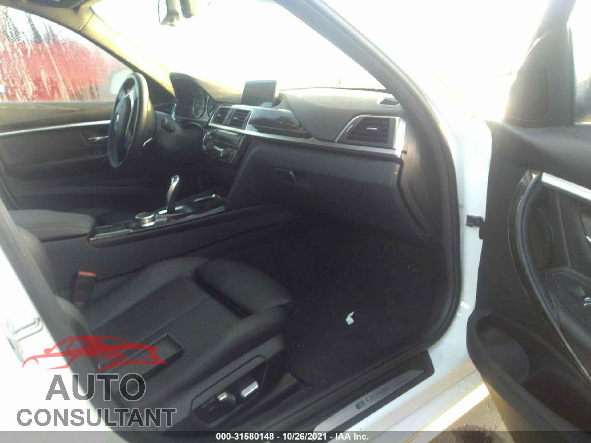 BMW 3 SERIES 2018 - WBA8E1C52JA756617