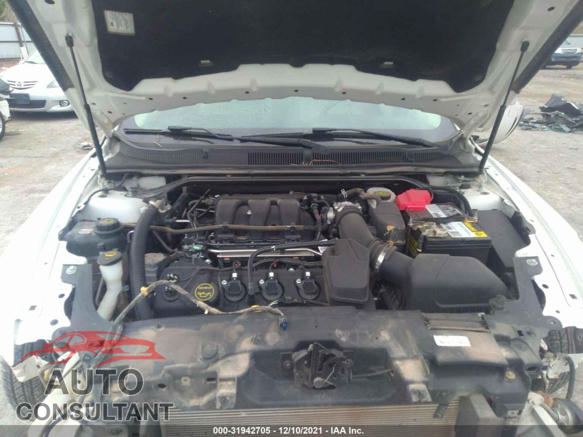 FORD TAURUS 2016 - 1FAHP2E89GG158160