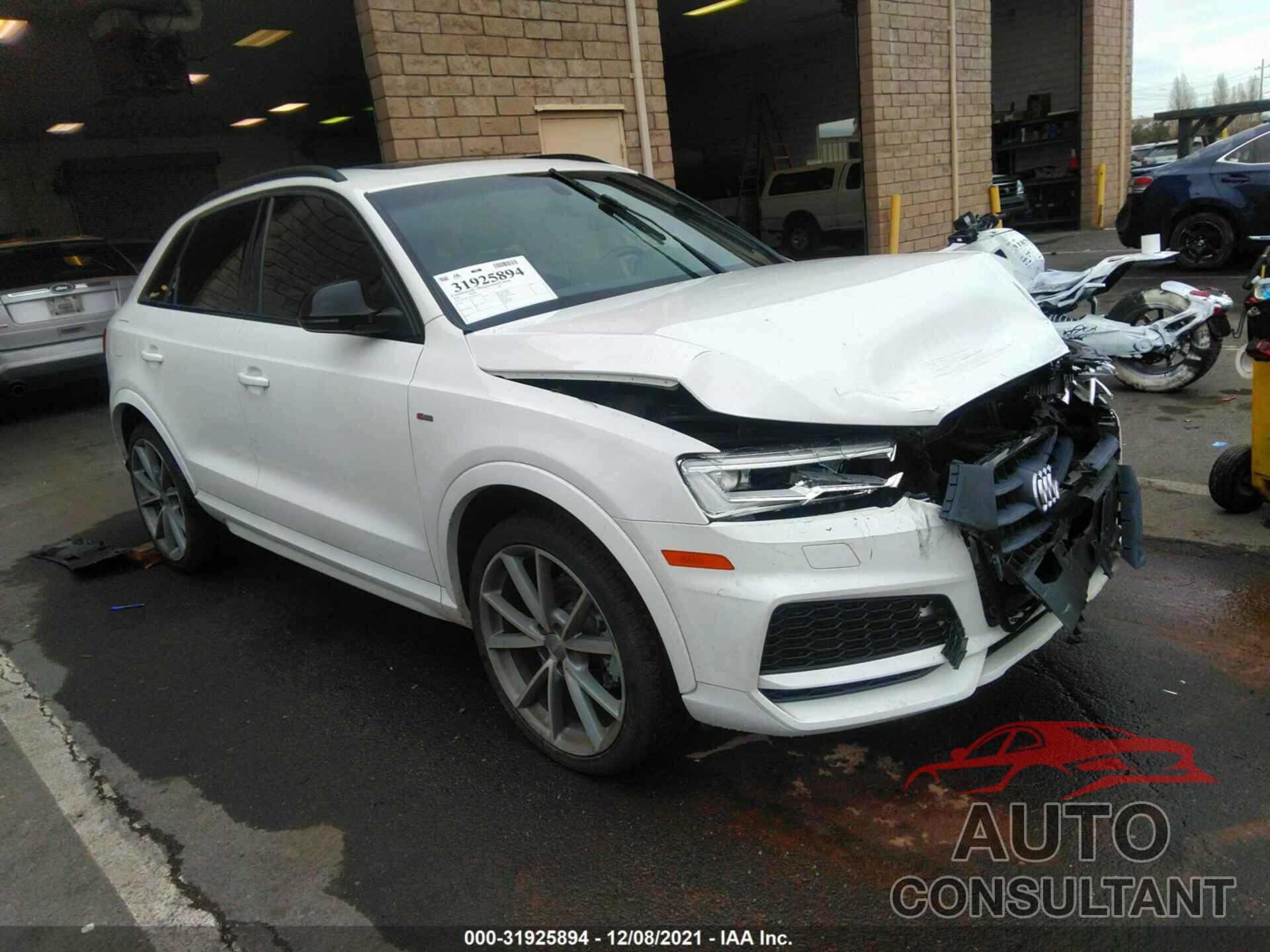 AUDI Q3 2018 - WA1HCCFS1JR022150