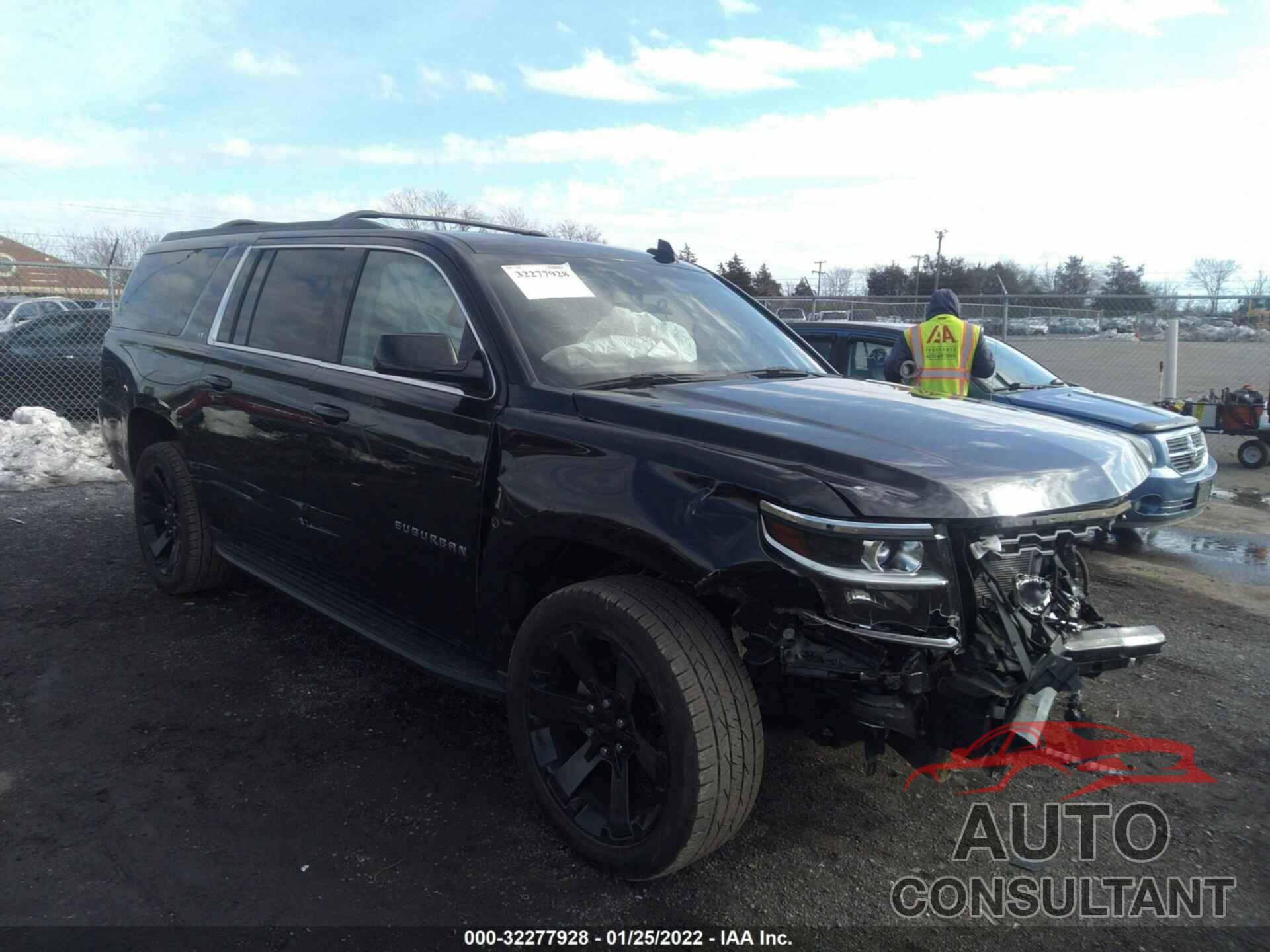 CHEVROLET SUBURBAN 2017 - 1GNSKHKC5HR241401