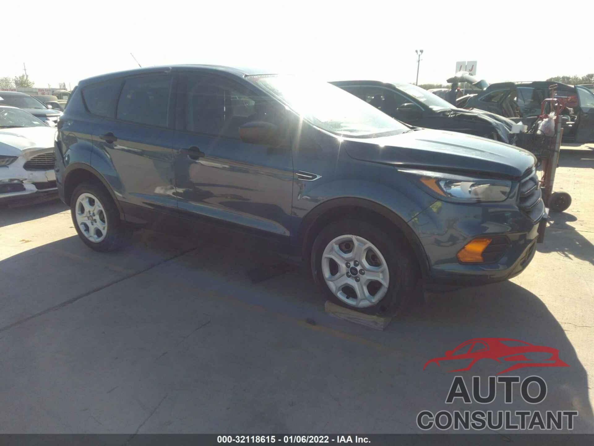 FORD ESCAPE 2018 - 1FMCU0F76JUC94760