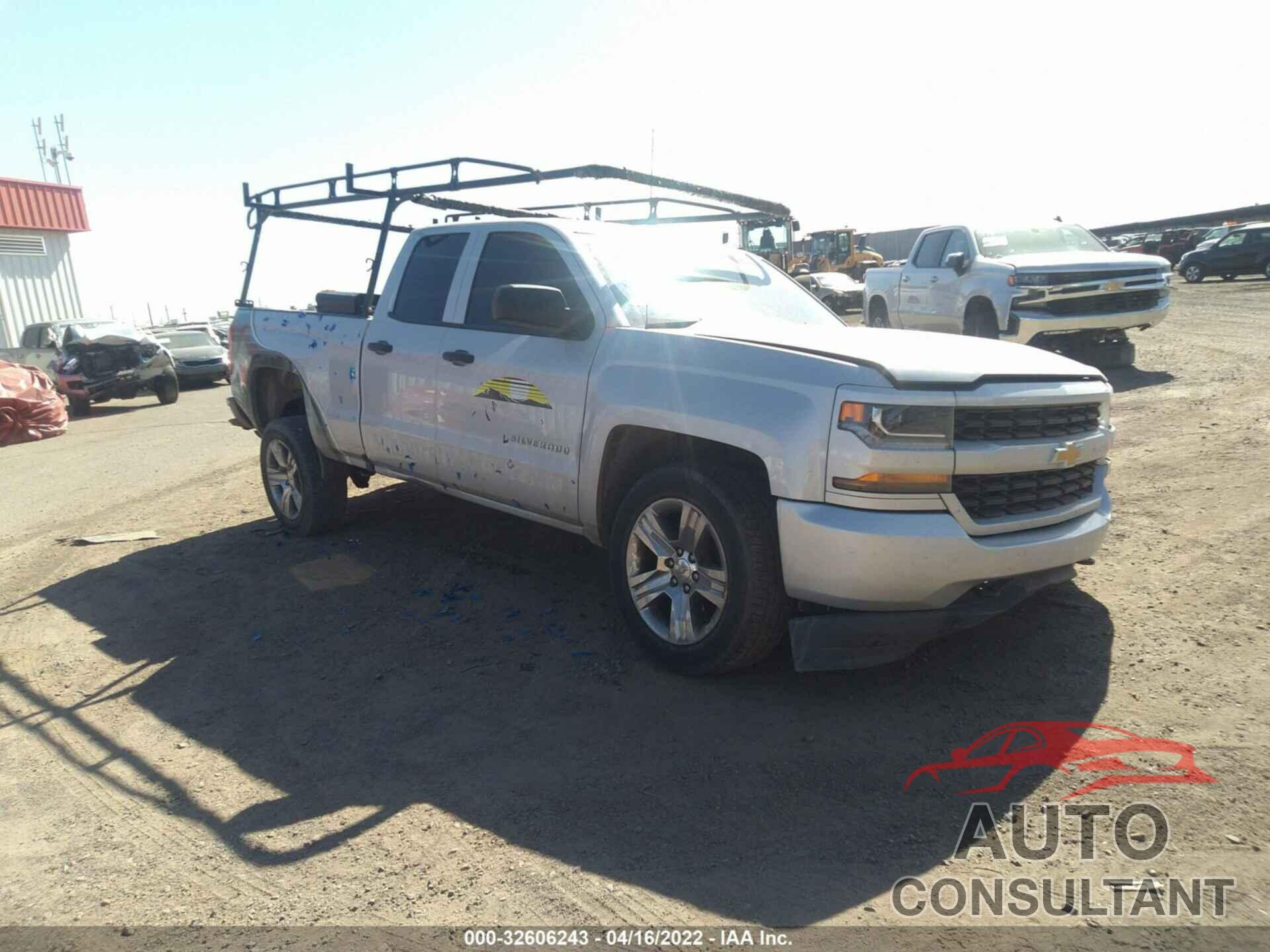 CHEVROLET SILVERADO 1500 2017 - 1GCRCPEH5HZ360247
