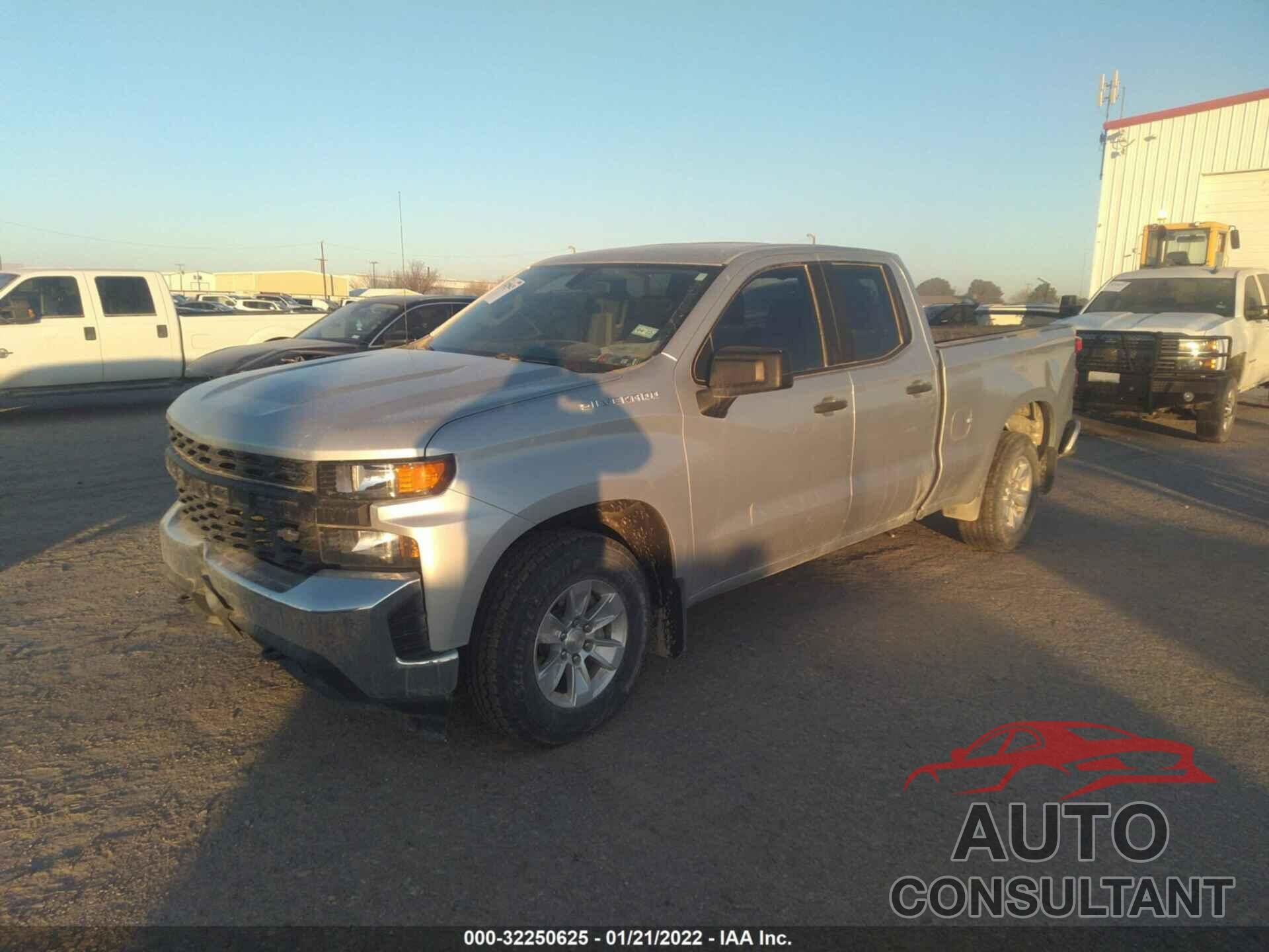 CHEVROLET SILVERADO 1500 2019 - 1GCRWAEF9KZ253082