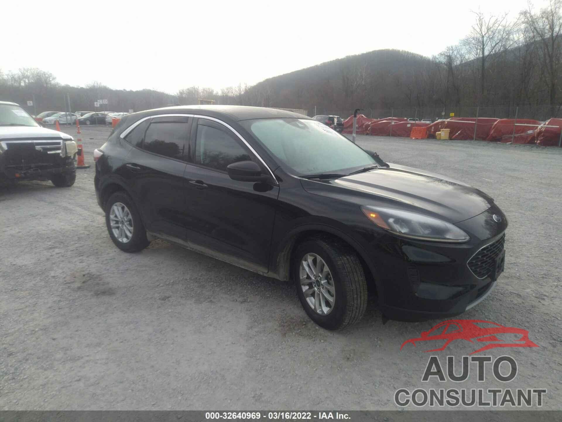 FORD ESCAPE 2021 - 1FMCU0G64MUA98133