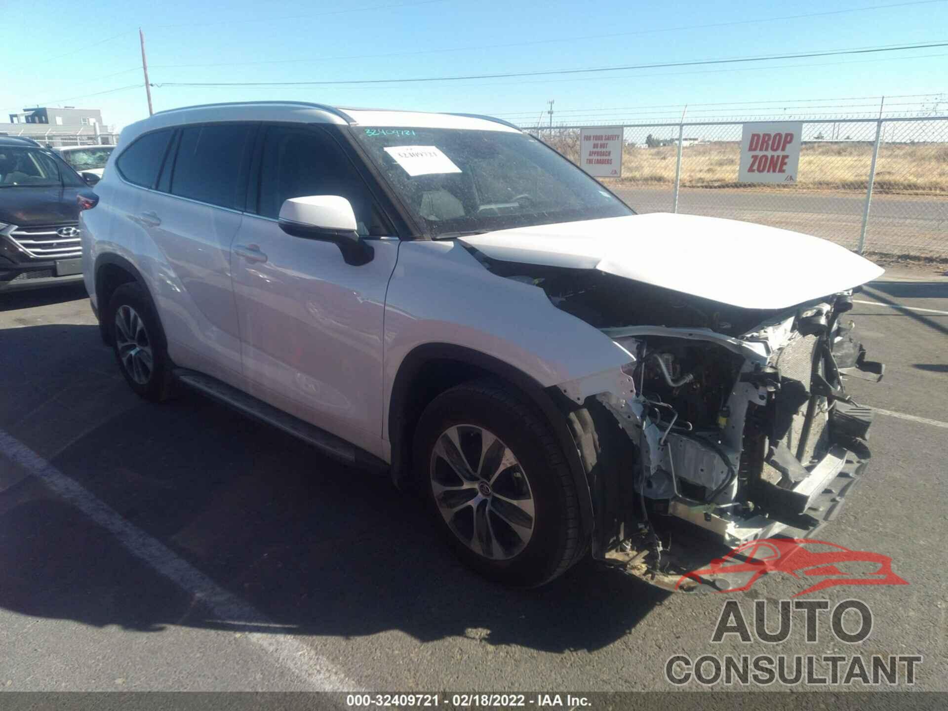 TOYOTA HIGHLANDER 2021 - 5TDGZRAH2MS071152